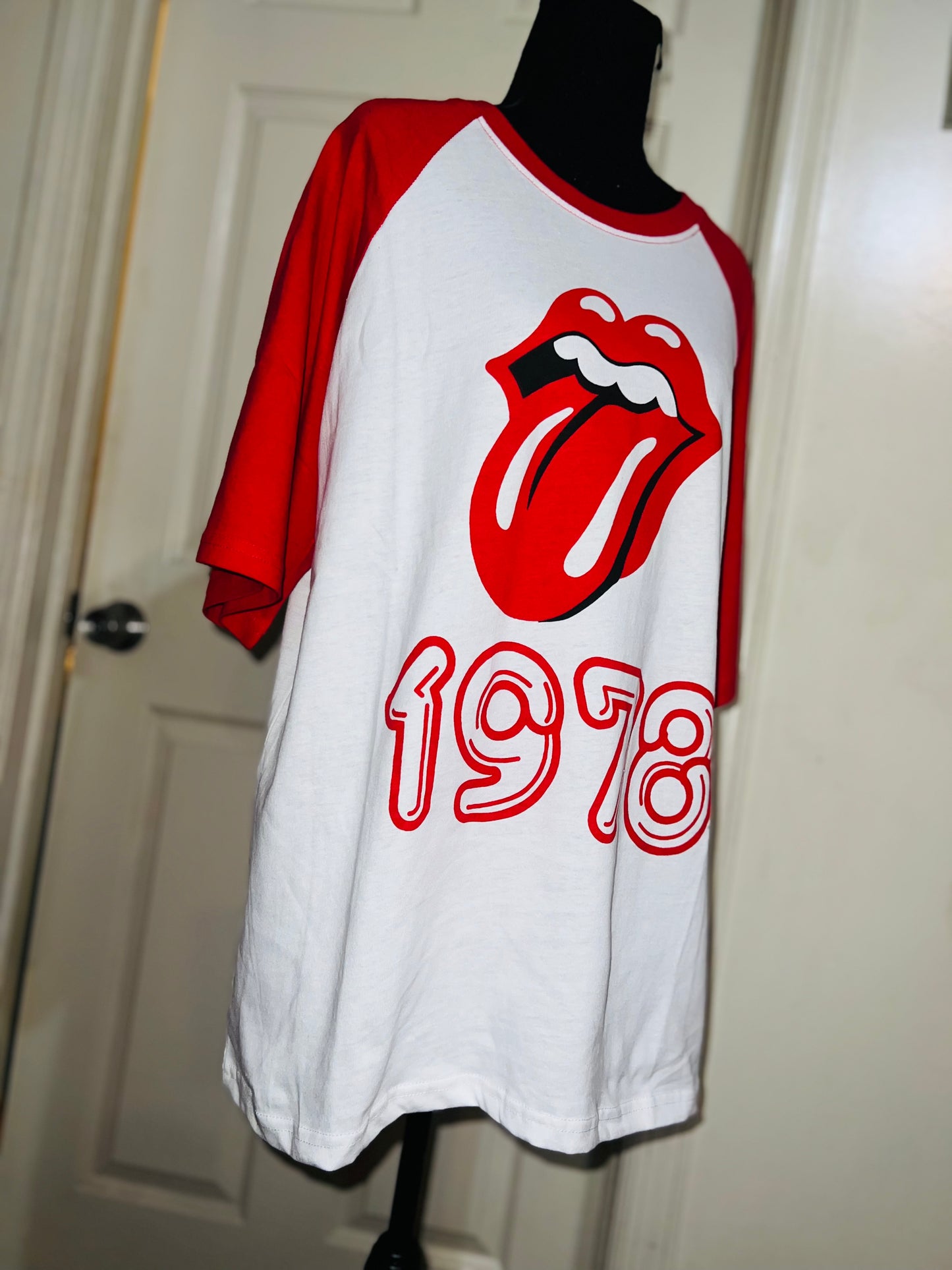 The Rolling Stones Raglan Oversized Distresed Tee