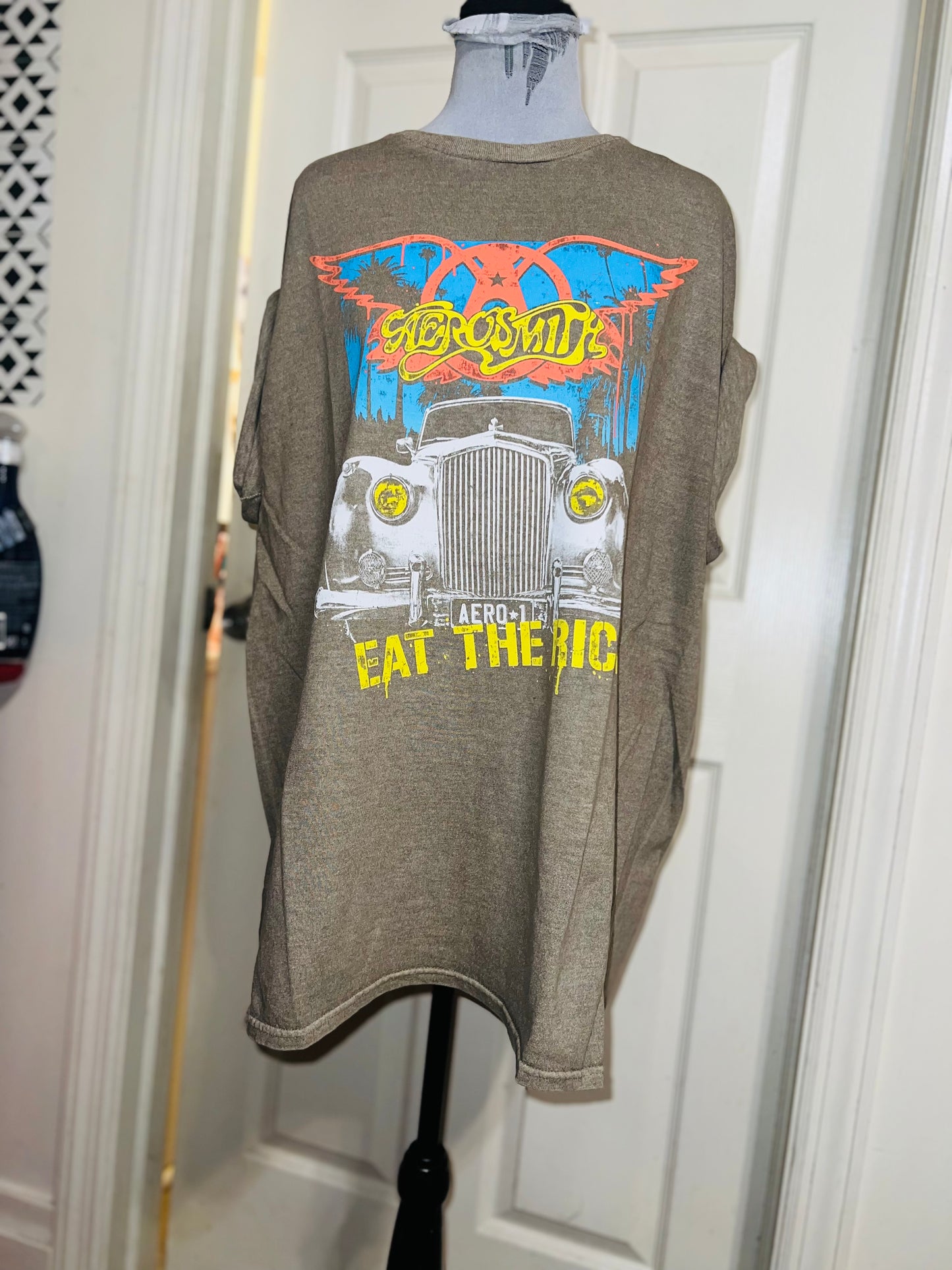 Aerosmith “Eat the Rich” Oversized Distressed Tee