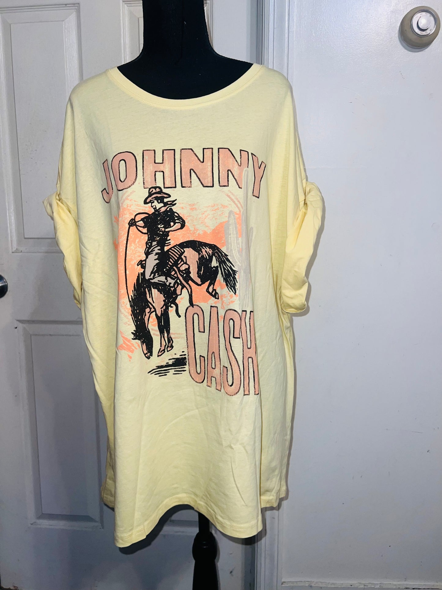 Johnny Cash Oversized Distressed Tee