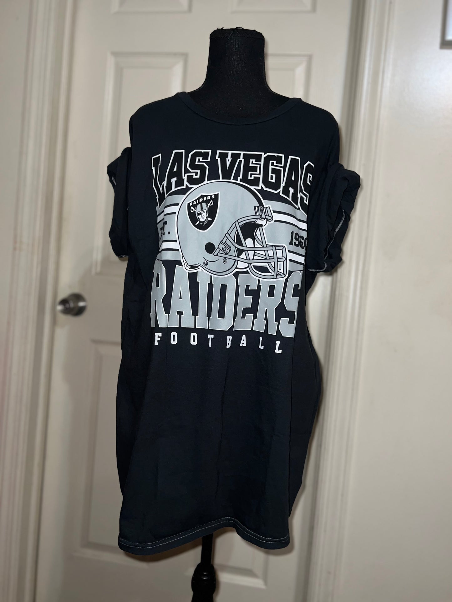 Las Vegas Raiders Oversized Distressed Tee