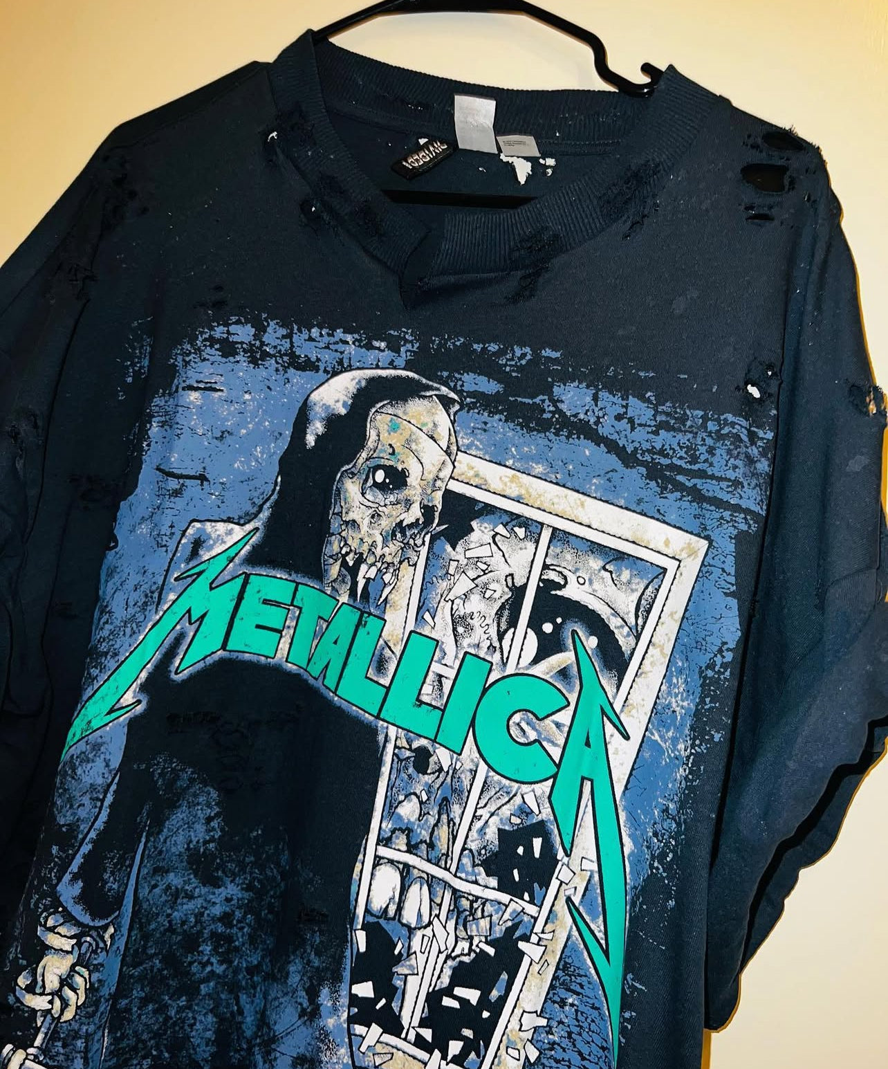 Metallica Oversized Distressed Tee
