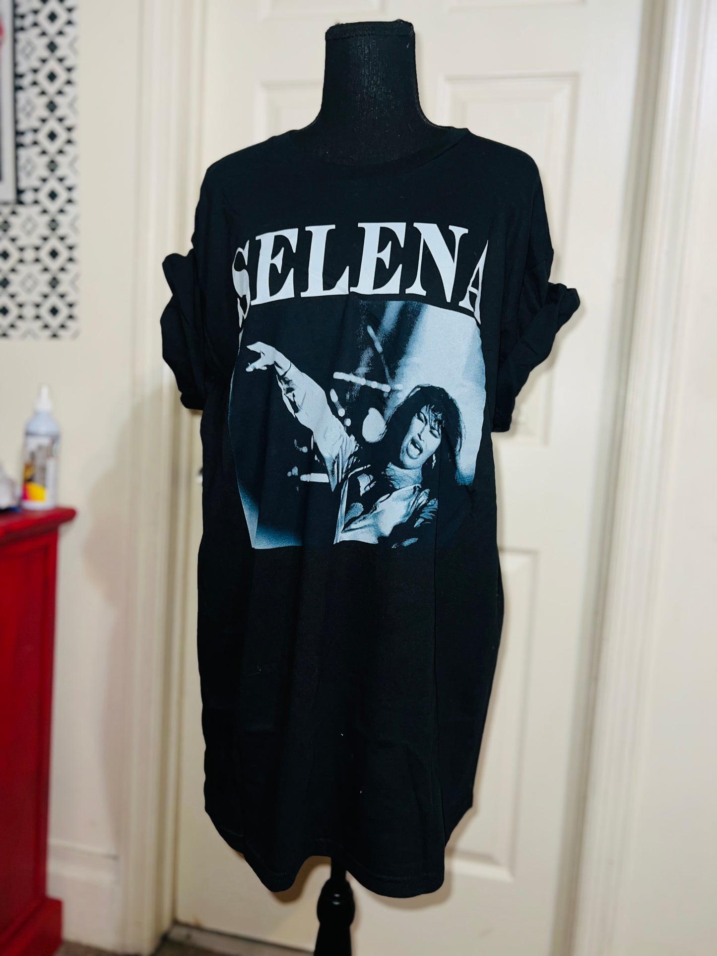 Selena Oversized Distressed Tee