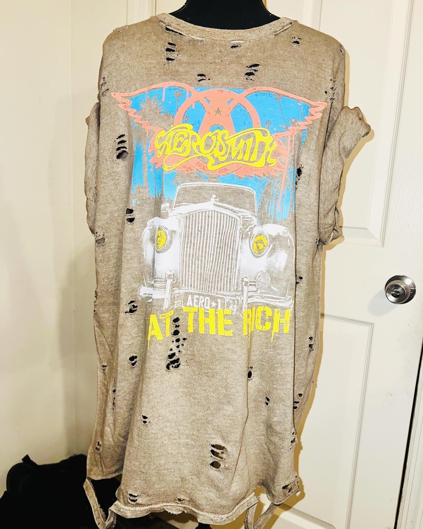 Aerosmith “Eat the Rich” Oversized Distressed Tee