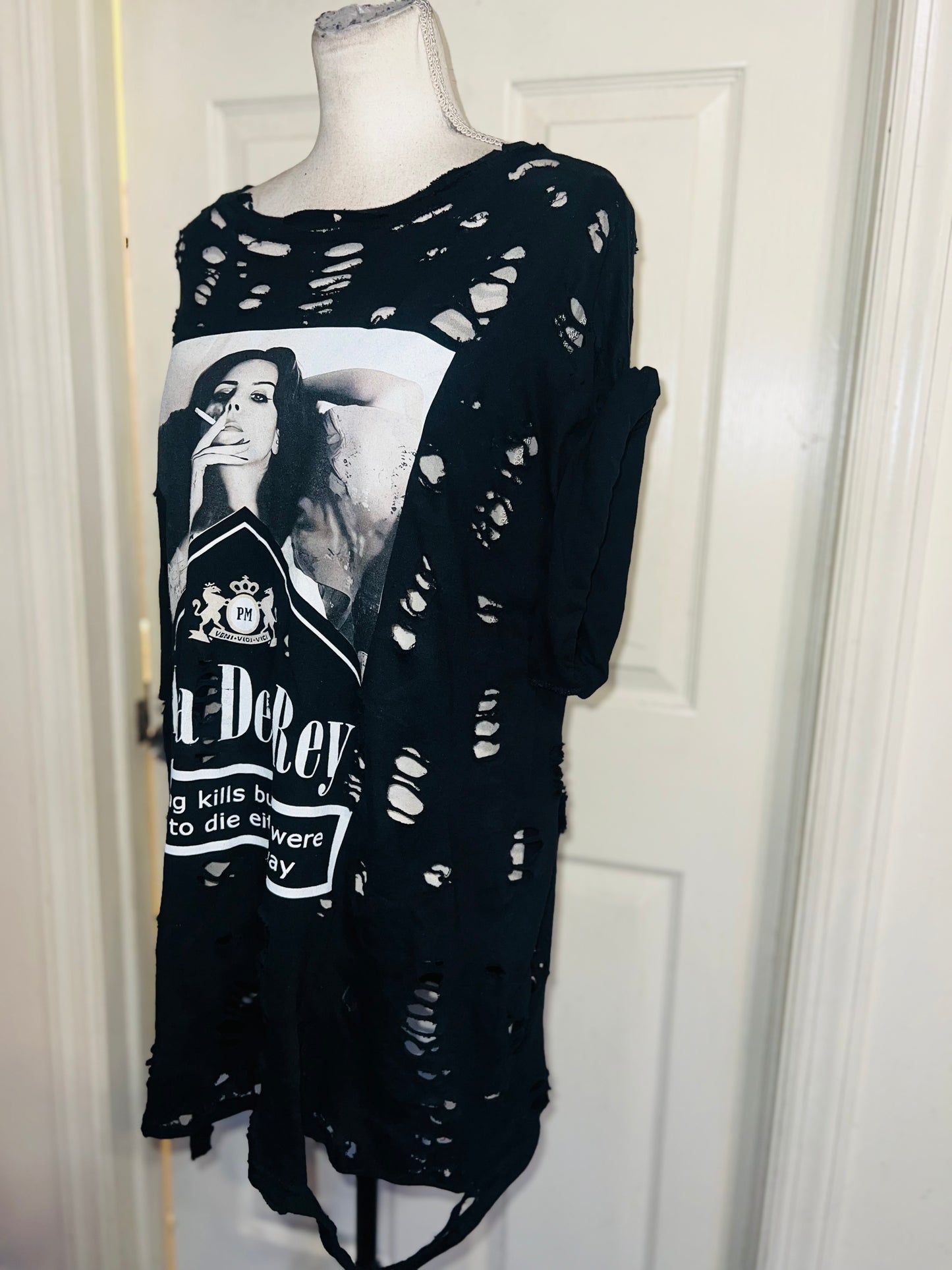 Lana Del Rey Born to Die Oversized Distressed Tee