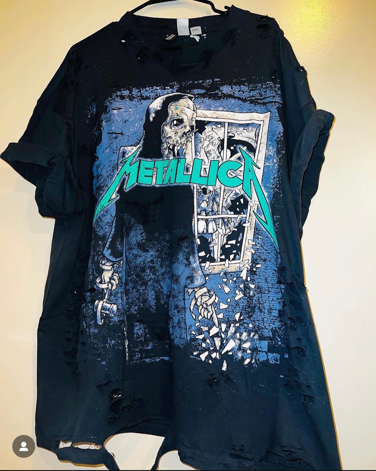 Metallica Oversized Distressed Tee