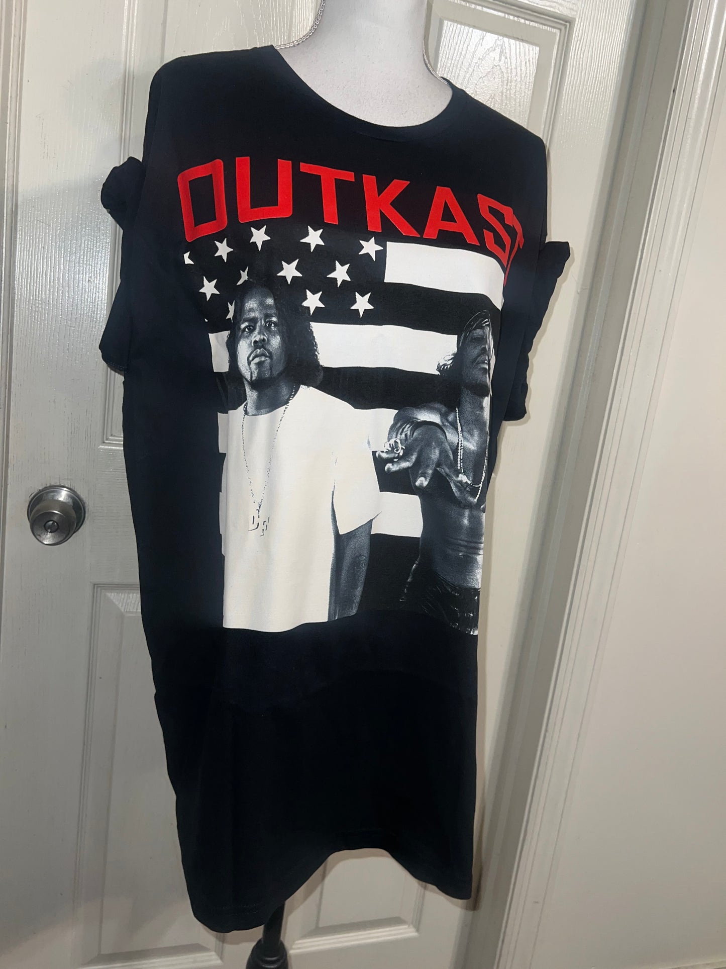 Outkast Oversized Distressed Tee