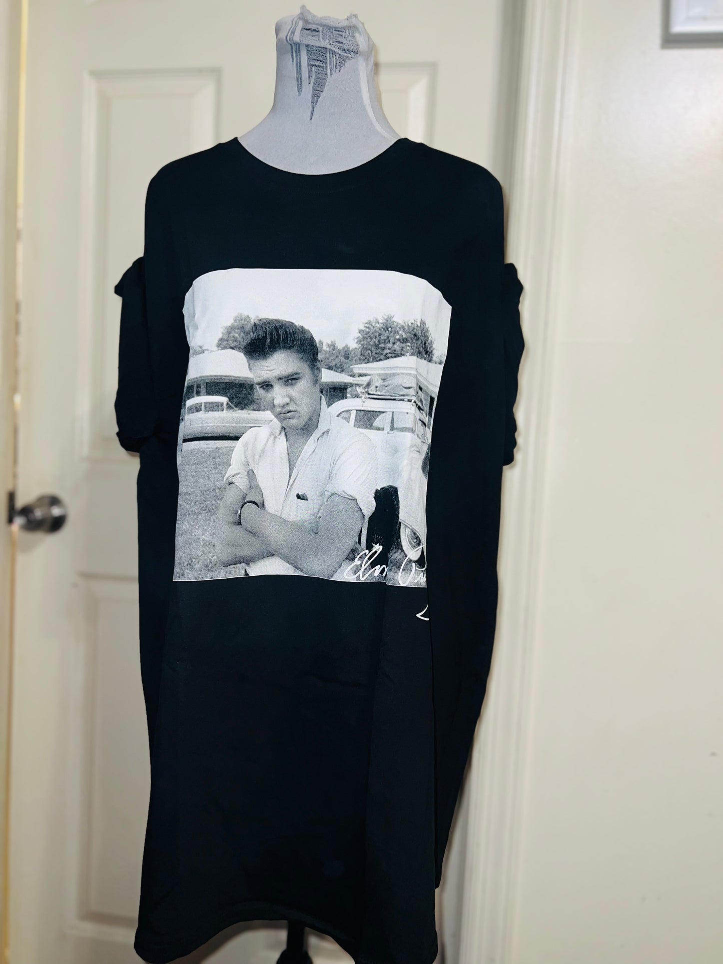 Elvis Presley Oversized Distressed Tee