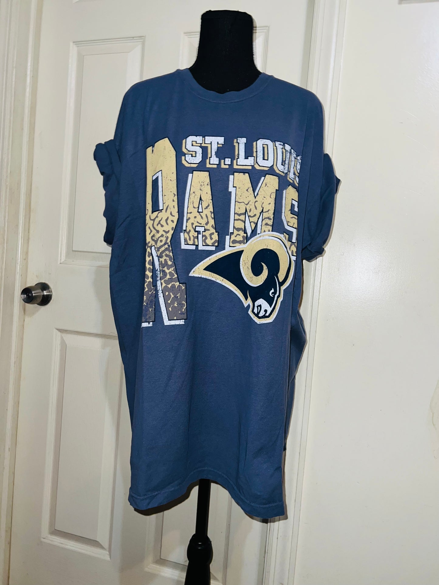 St. Louis Rams Oversized Distressed Tee