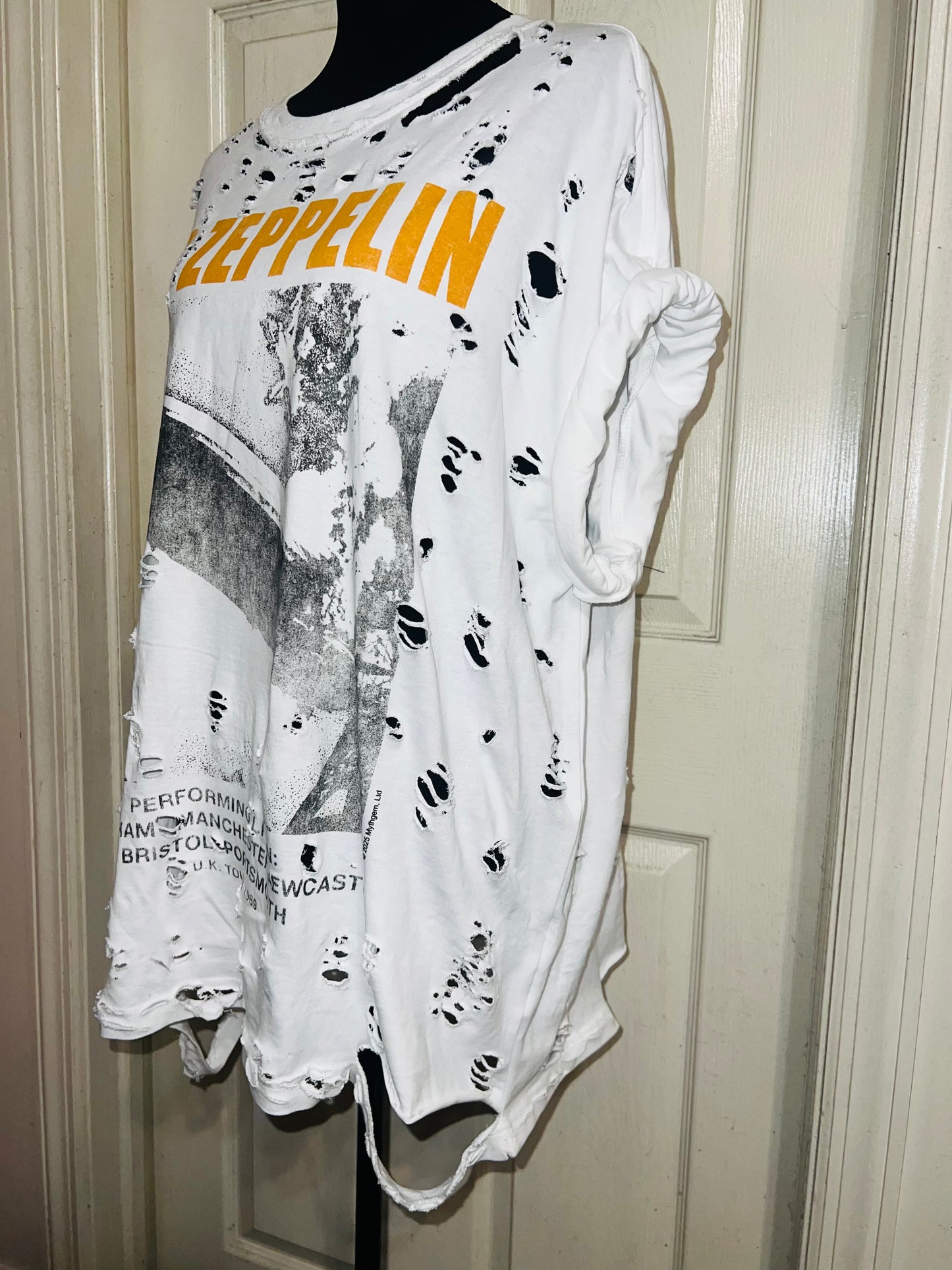 Led Zeppelin Oversized Distressed Tee