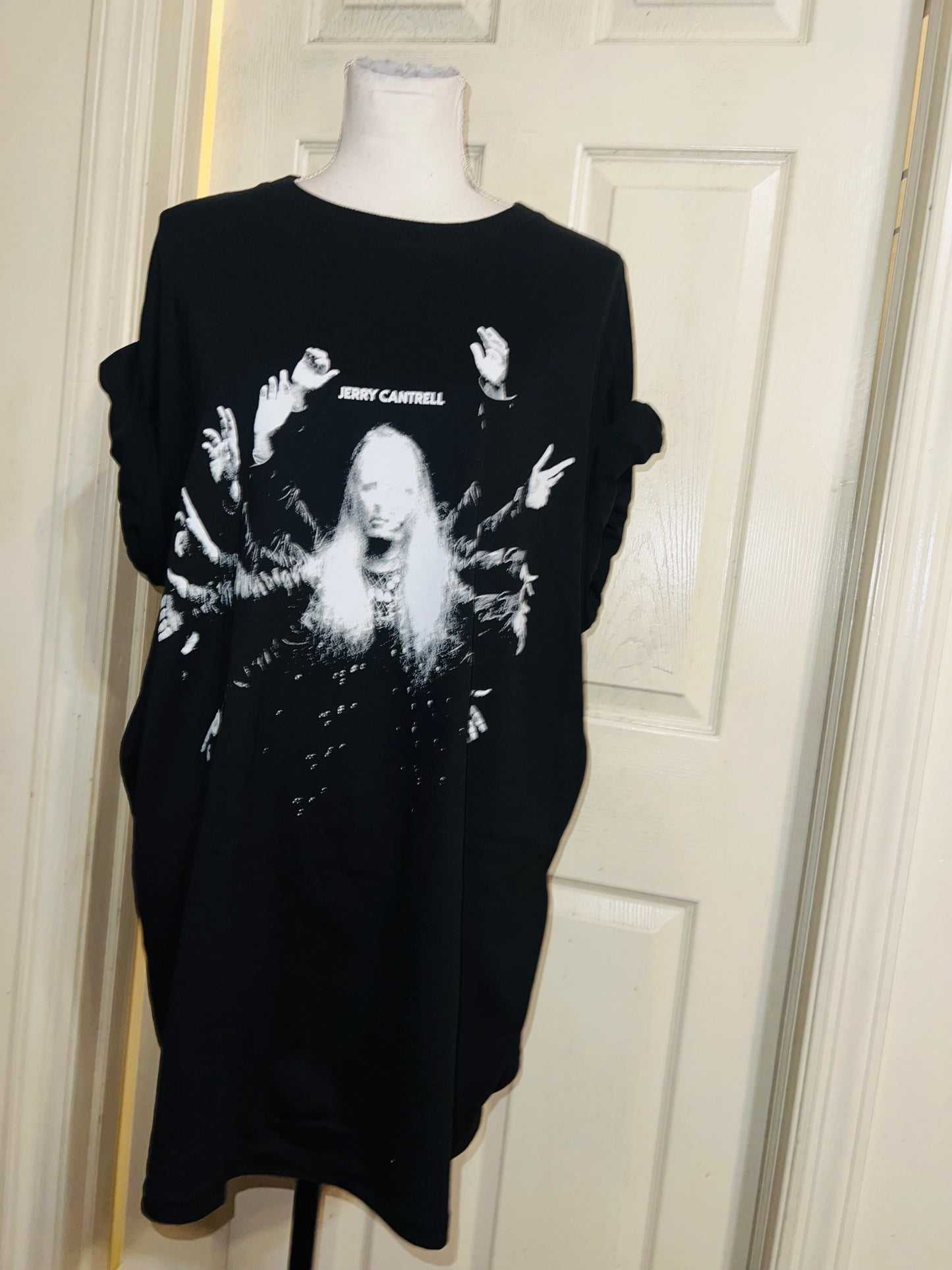 Alice in Chains’ Jerry Cantrell Oversized Distressed Tee