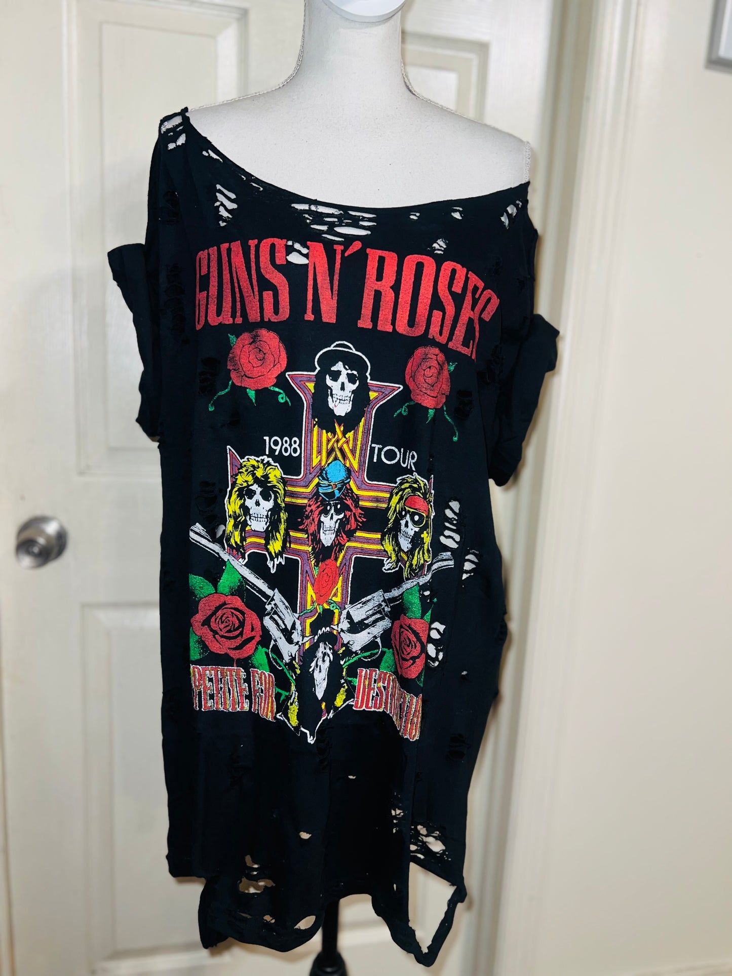 Guns N’ Roses Oversized Distressed Tee
