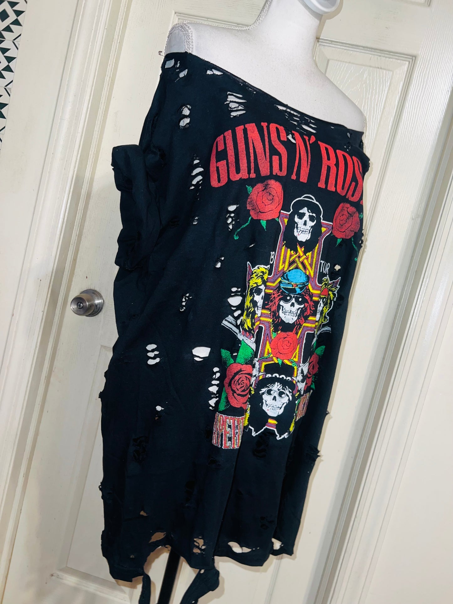 Guns N’ Roses Oversized Distressed Tee