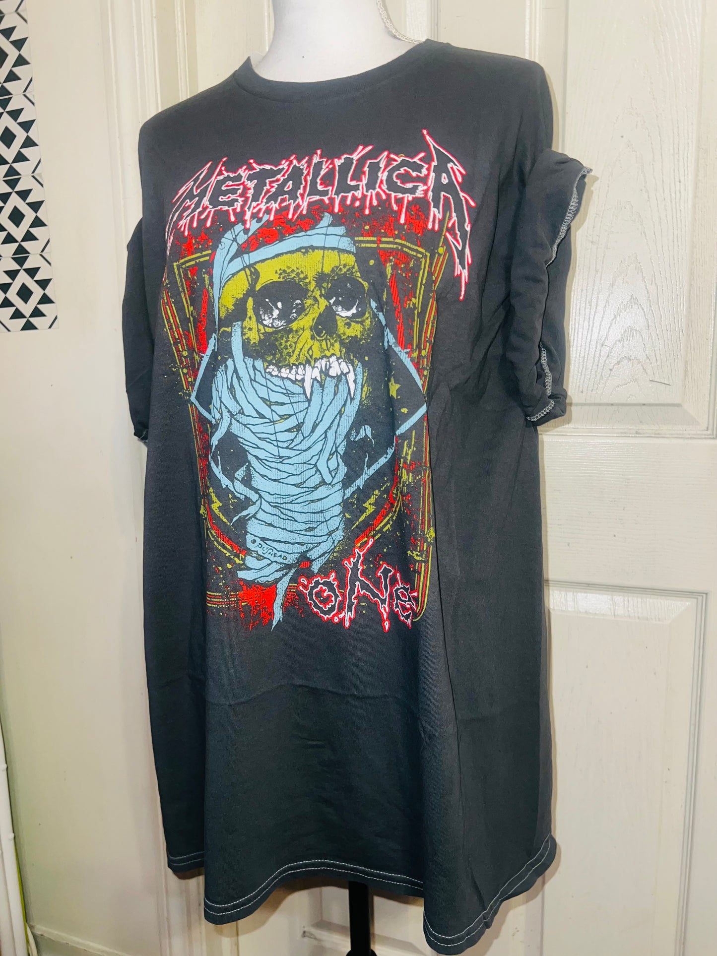 Metallica Oversized Distressed Tee