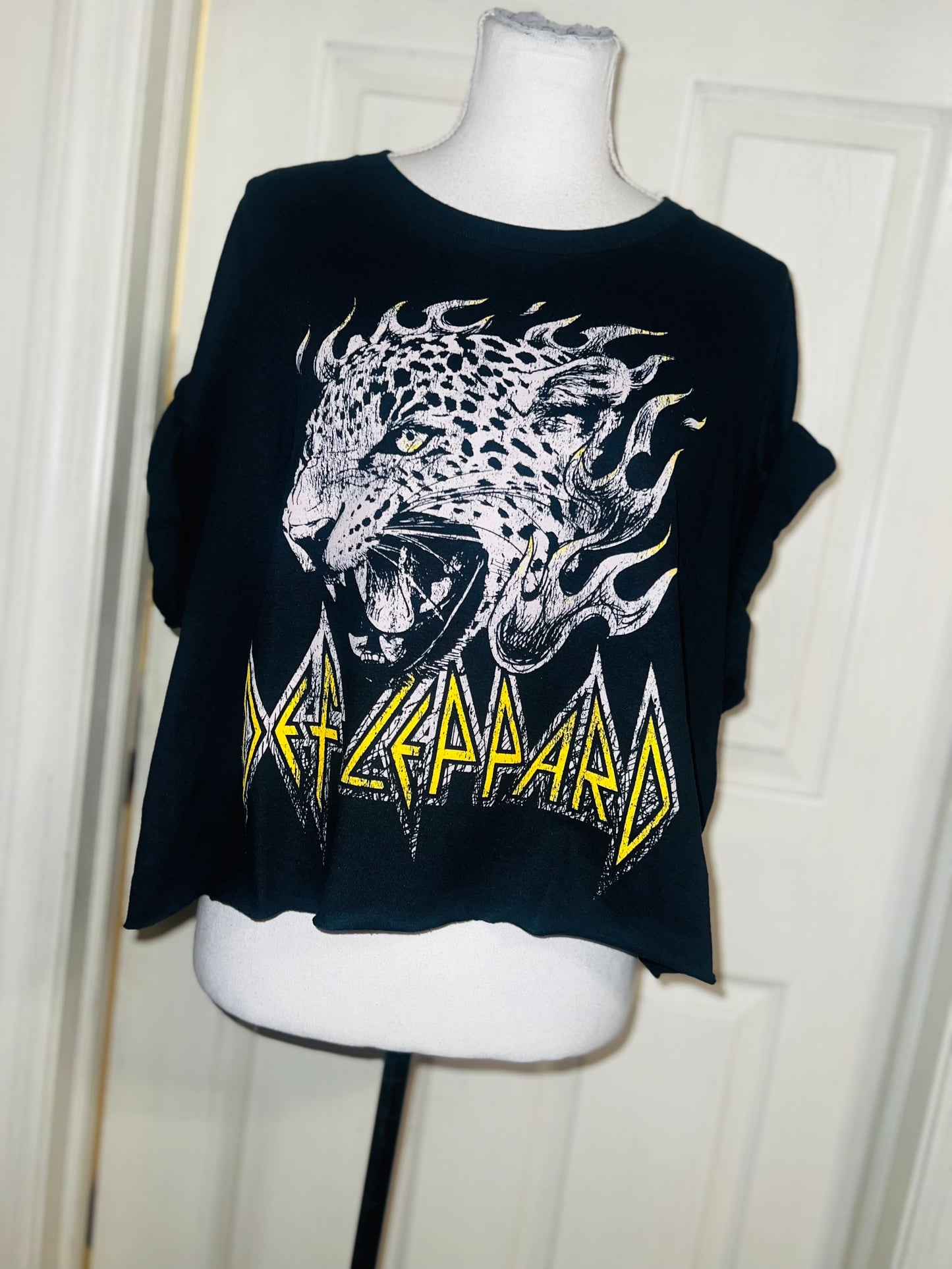 Def Leppard Oversized Distressed Tee