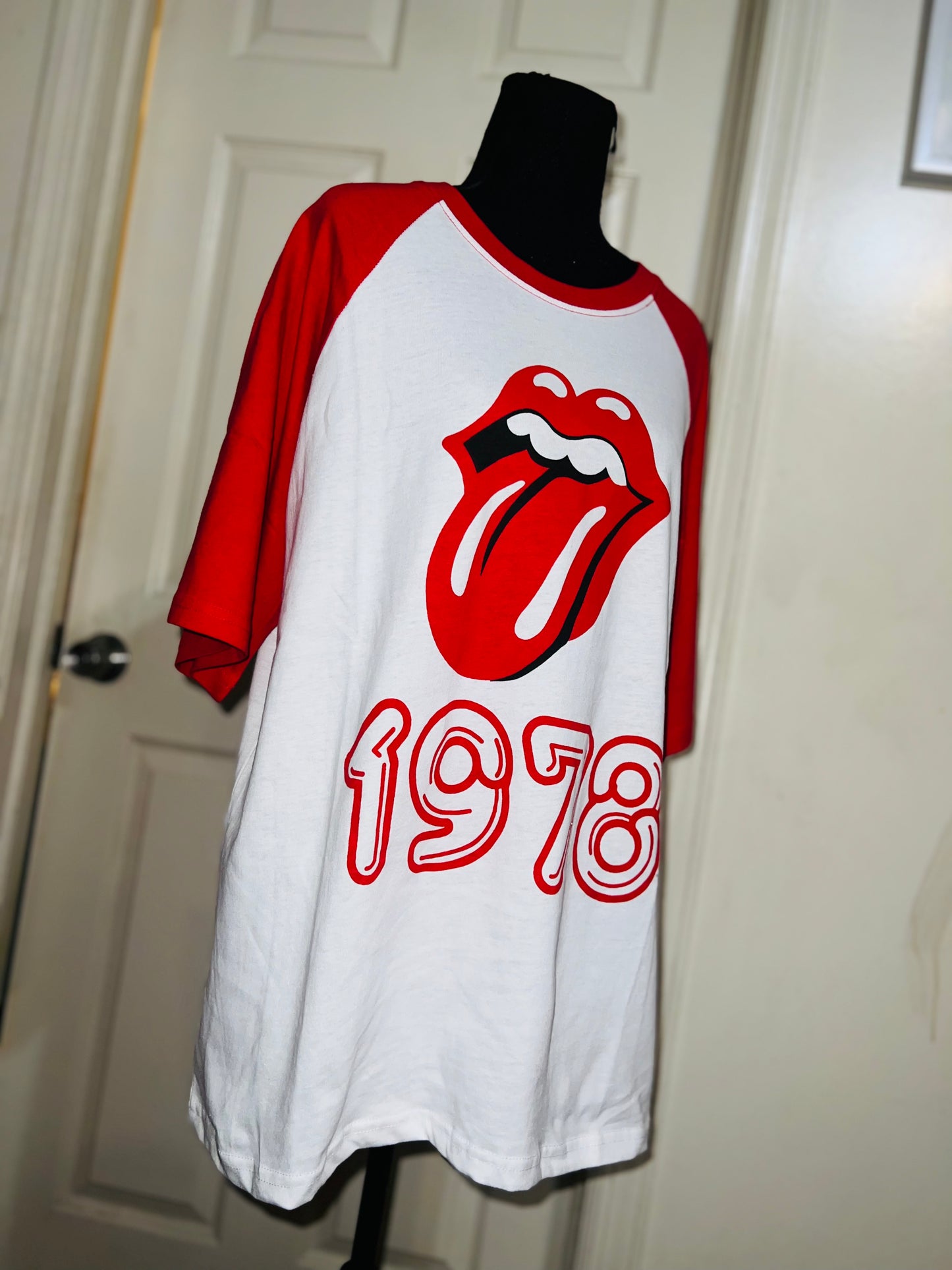 The Rolling Stones Raglan Oversized Distresed Tee