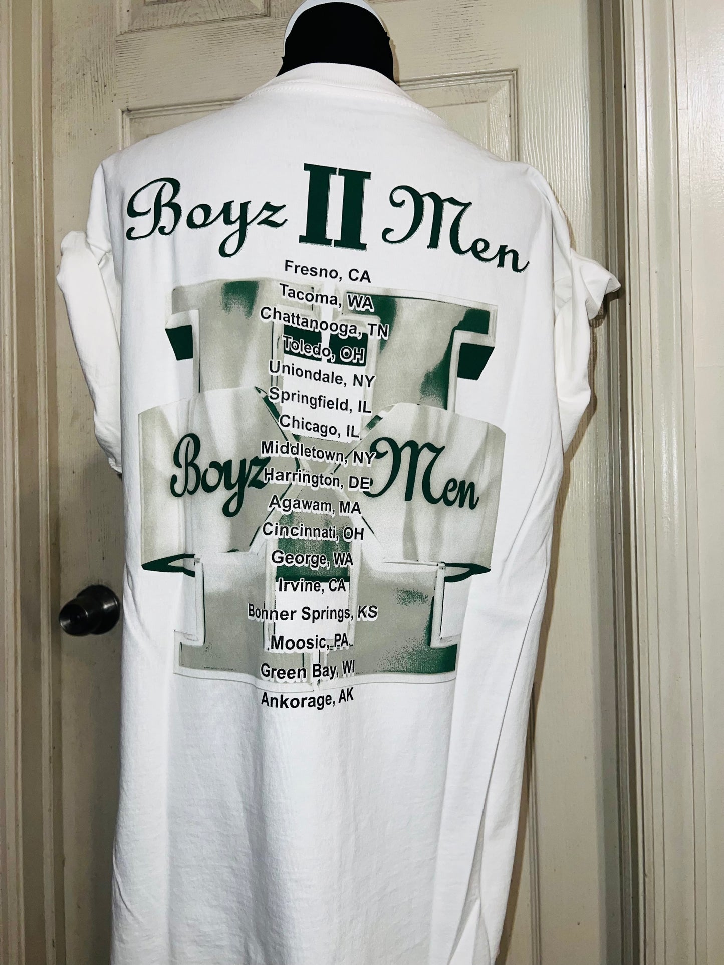 Boyz II Men Double Sided Oversized Distressed Tee