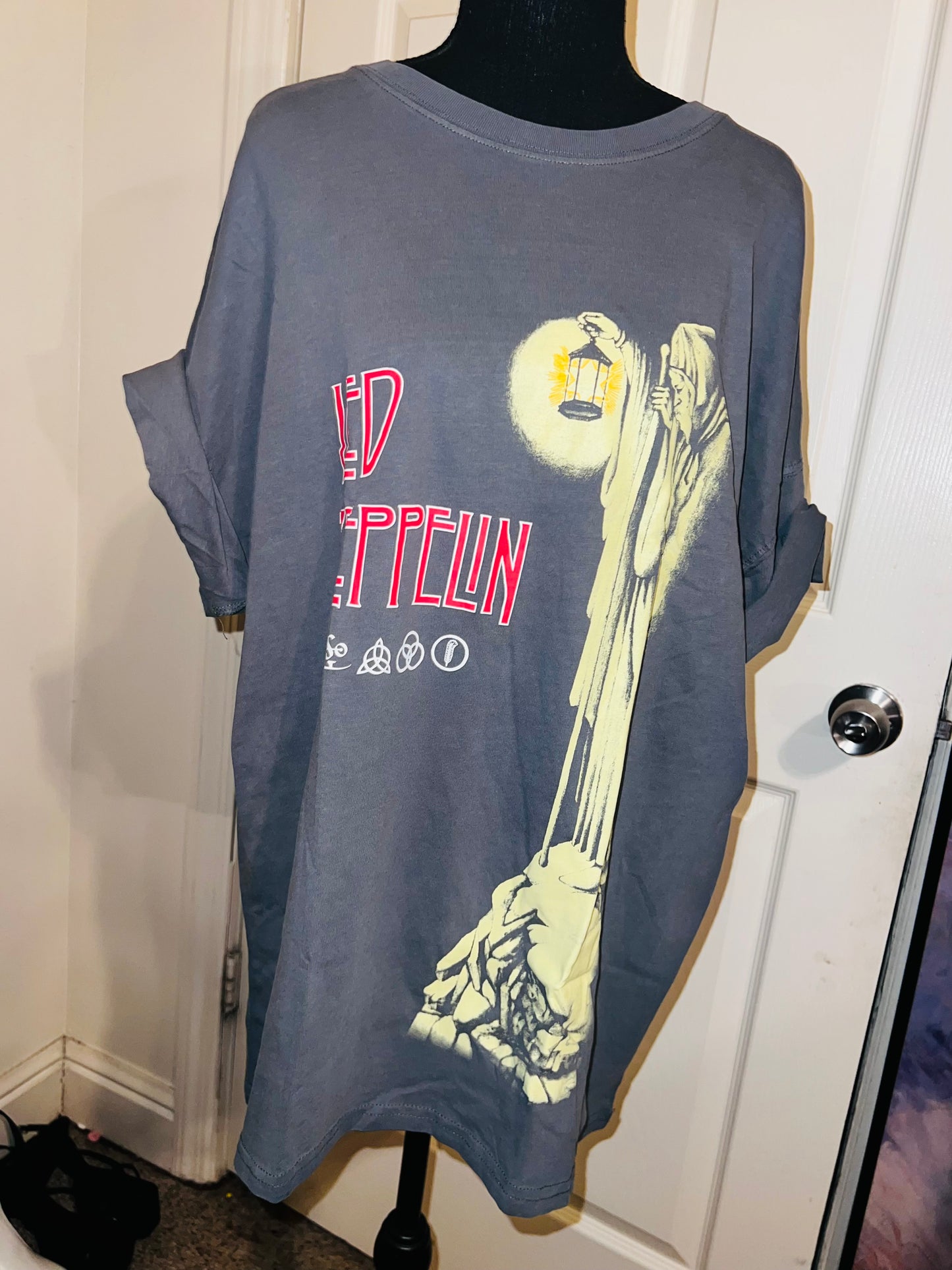 Led Zeppelin Oversized Distressed Tee