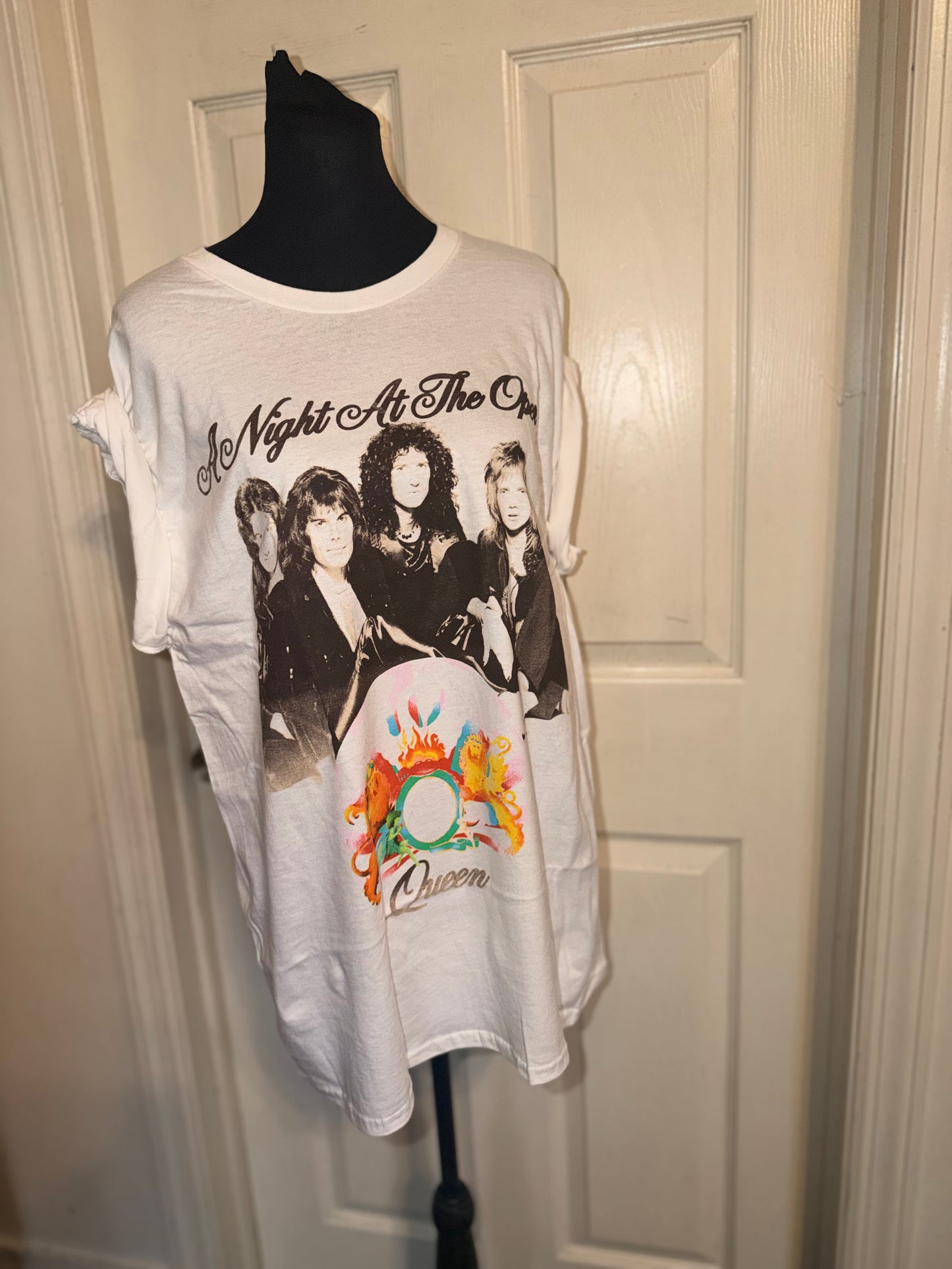 Queen Oversized Distressed Tee