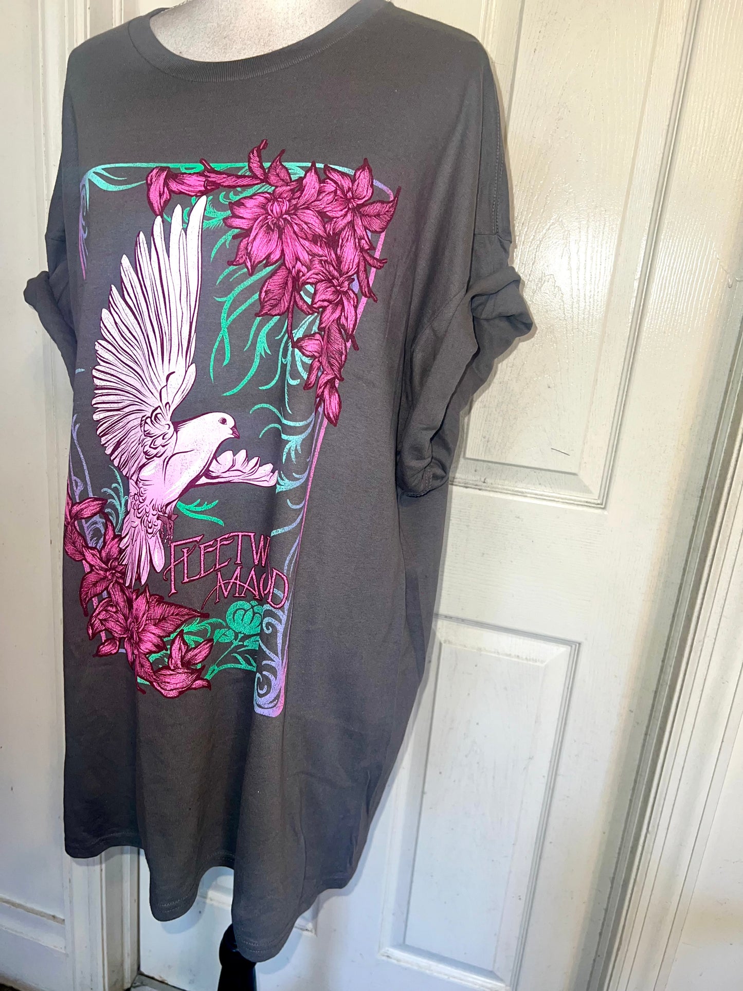 Fleetwood Mac Oversized Distressed Tee