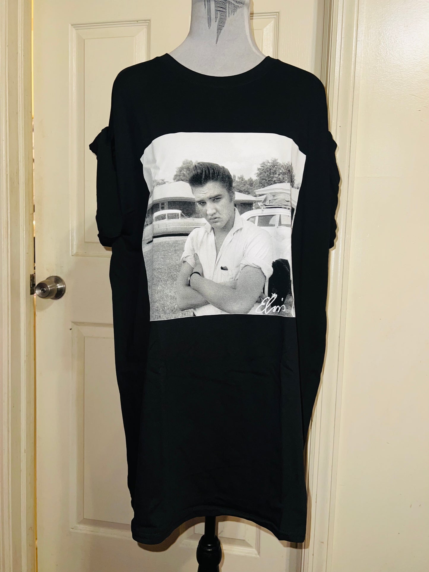 Elvis Presley Oversized Distressed Tee