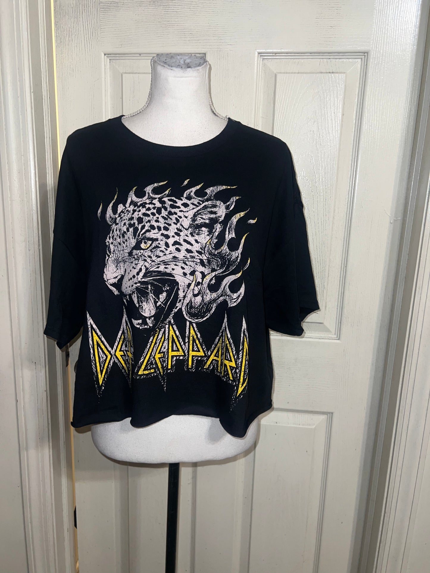 Def Leppard Oversized Distressed Tee