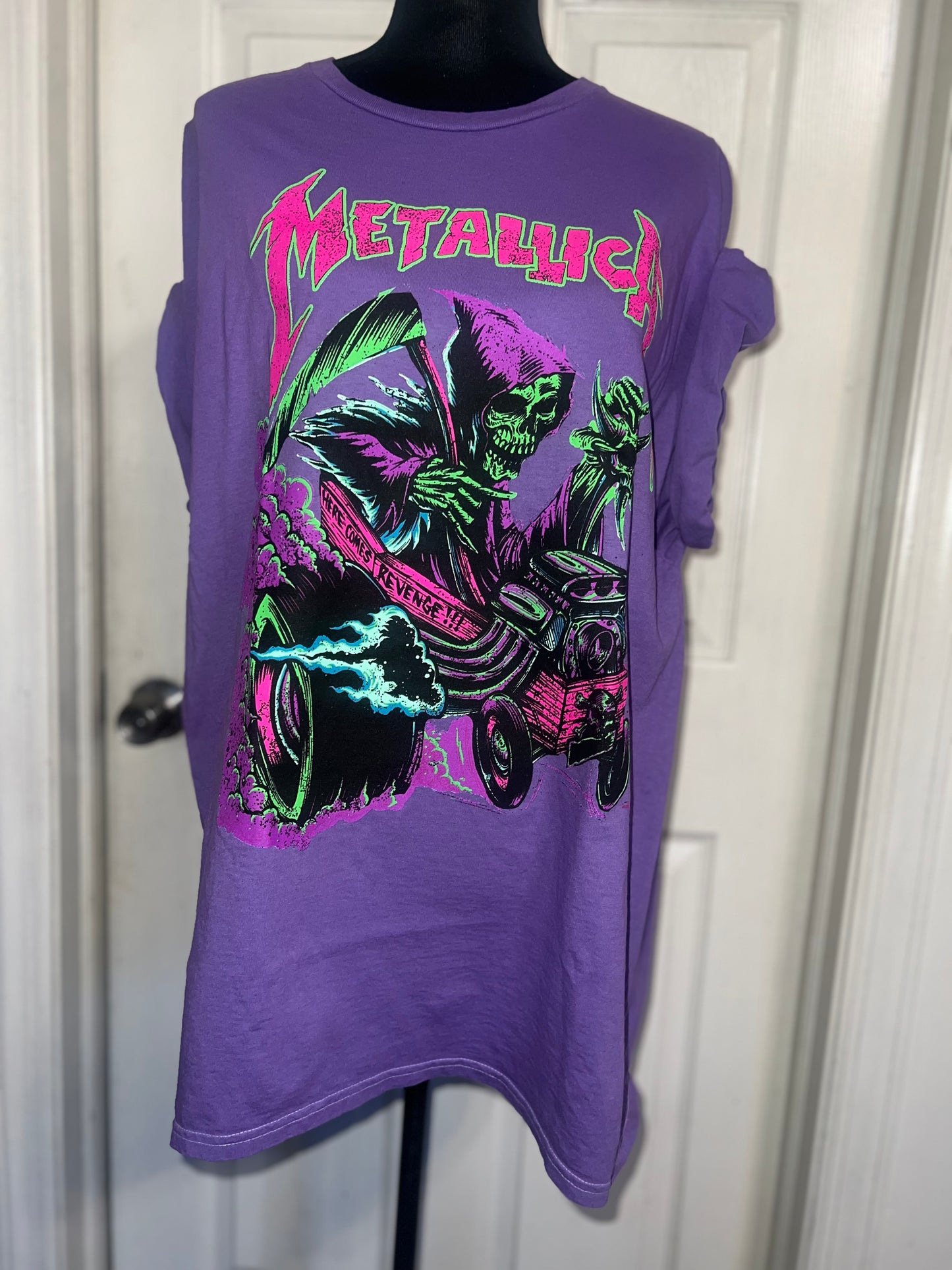 Metallica Oversized Distressed Tee