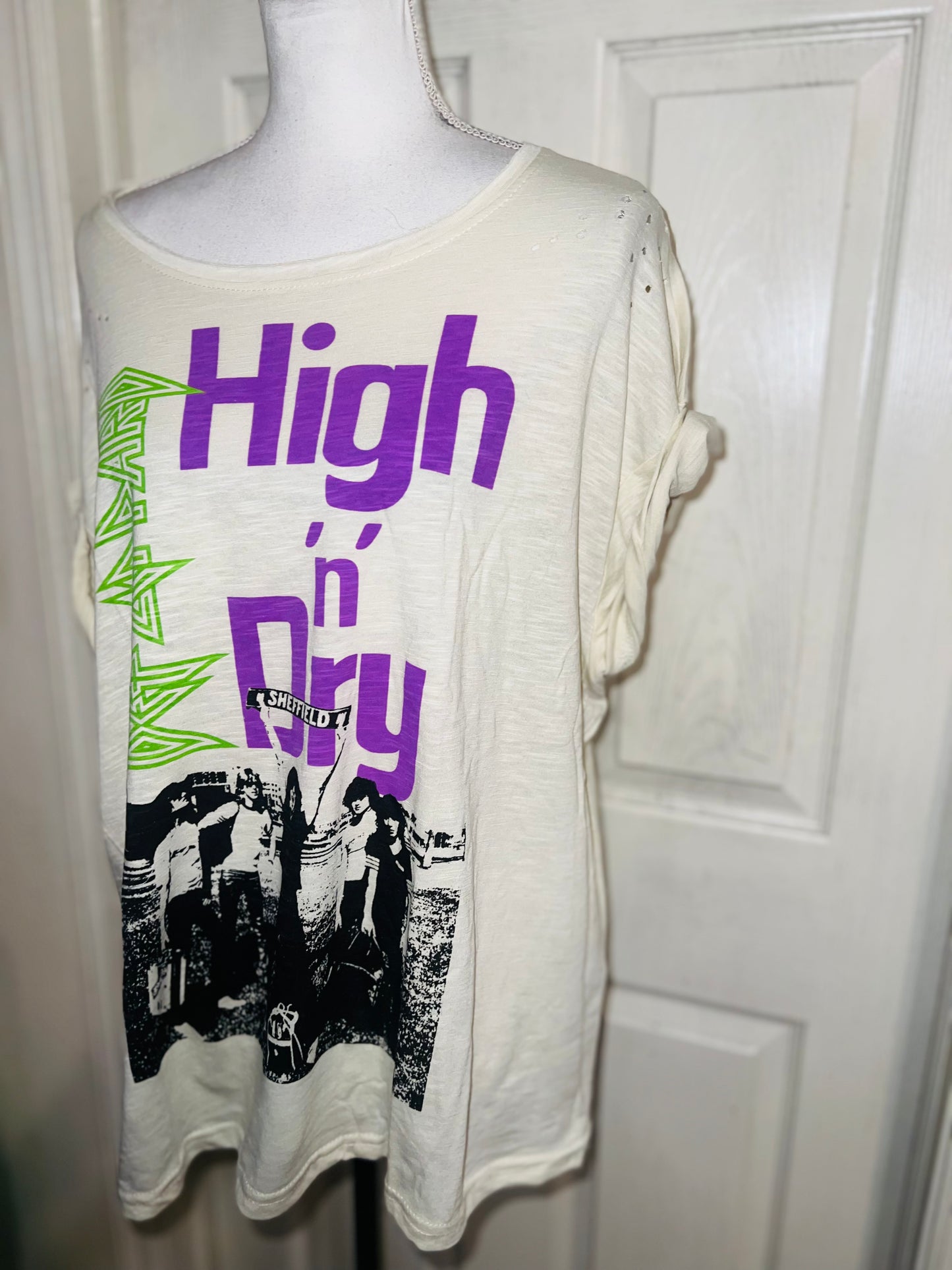 Def Leppard Oversized Distressed Tee