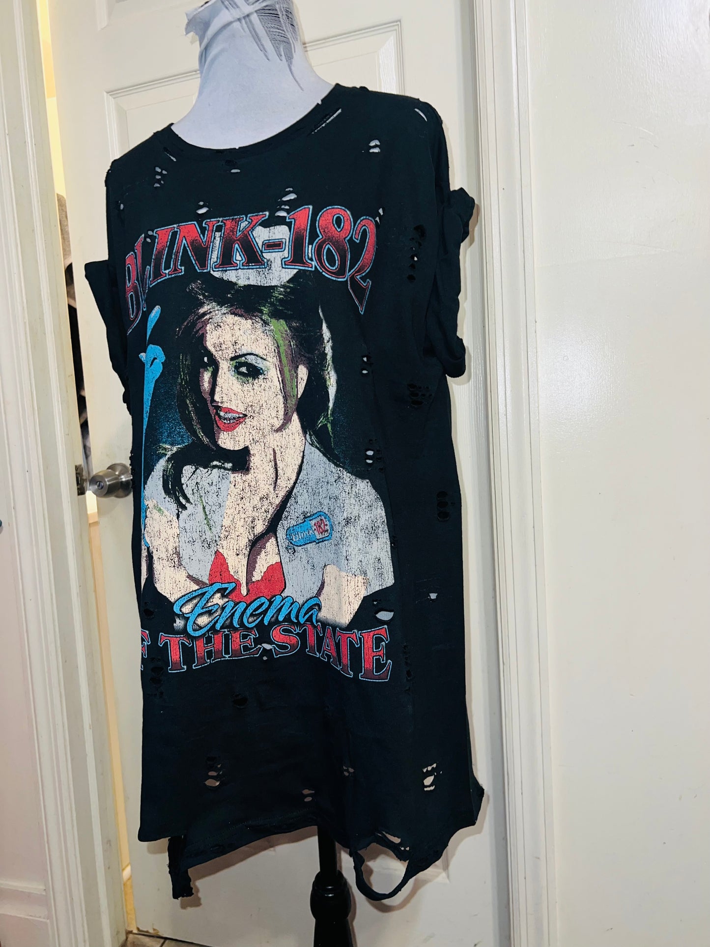 Blink 182 Oversized Distressed Tee
