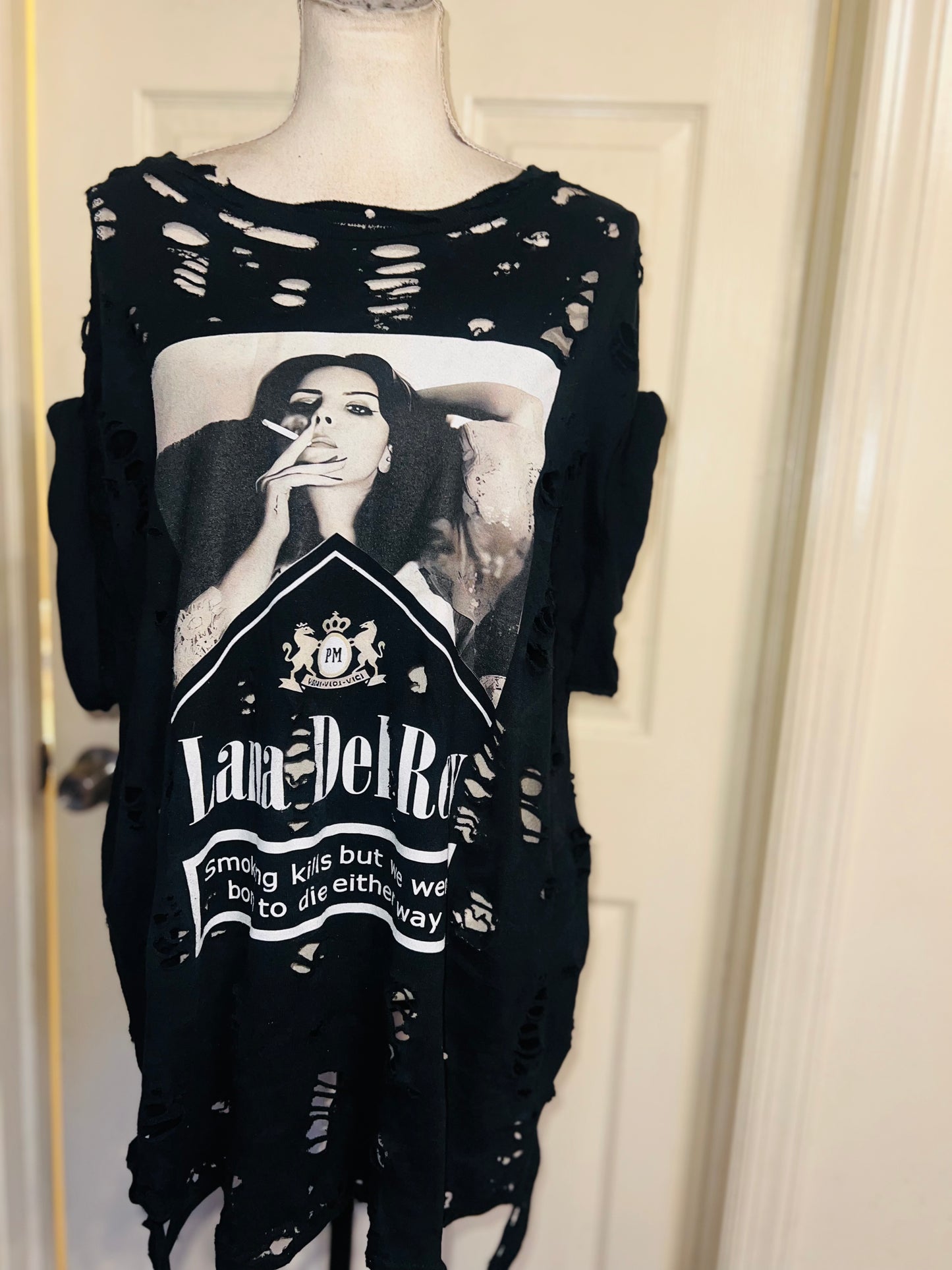 Lana Del Rey Born to Die Oversized Distressed Tee