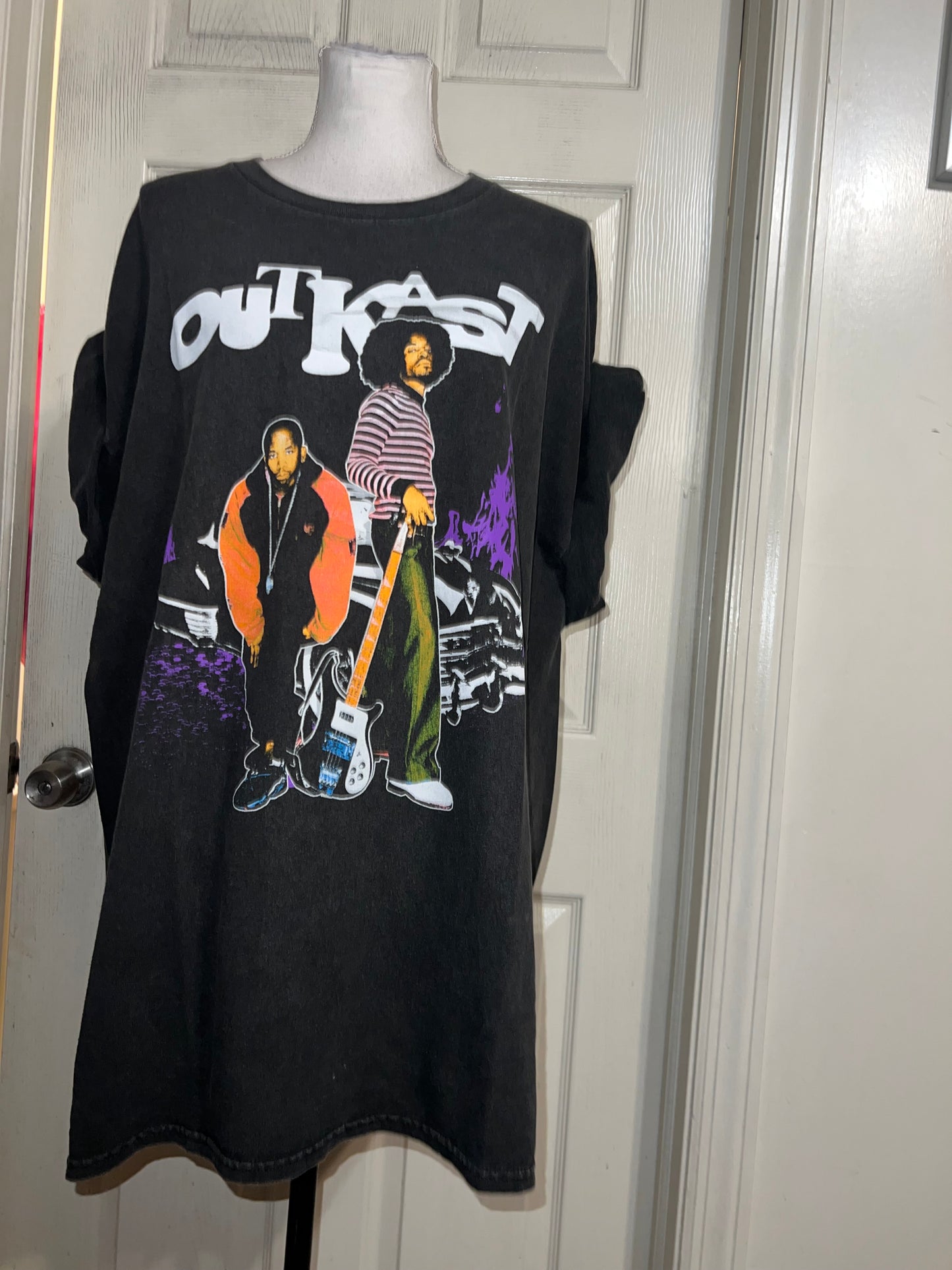 Outkast Oversized Distressed Tee