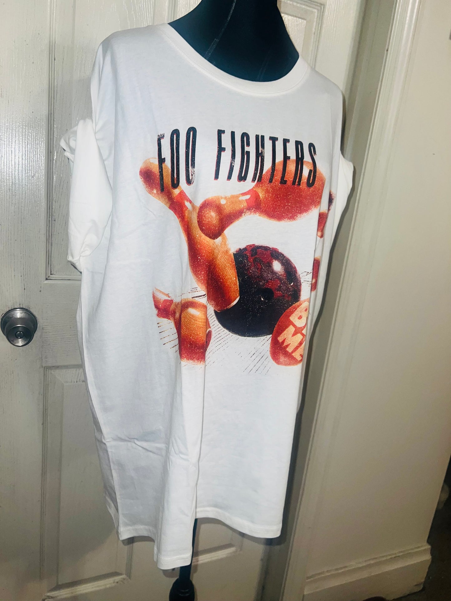Foo Fighters Oversized Distressed Tee
