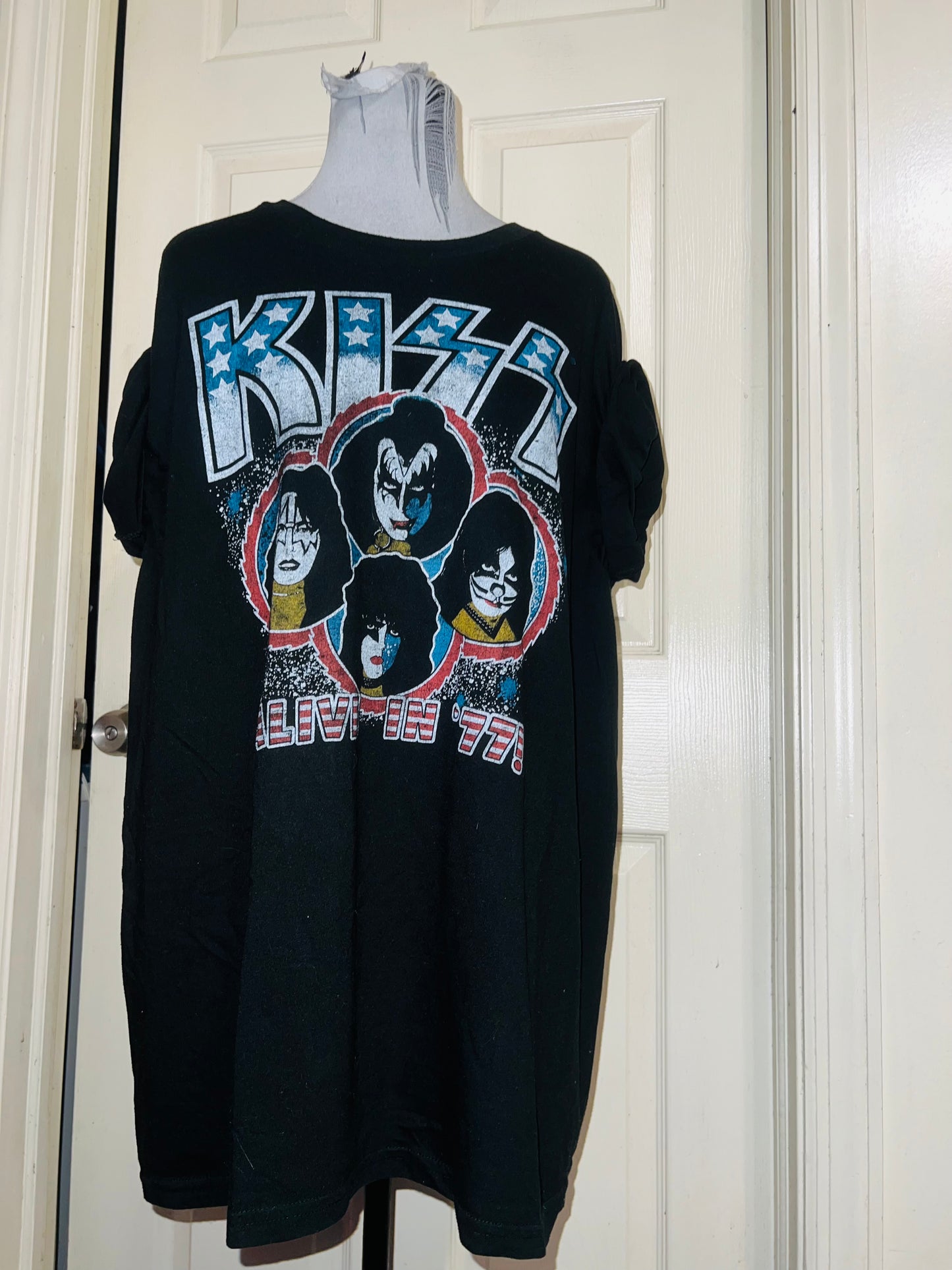 KISS Oversized Distressed Tee