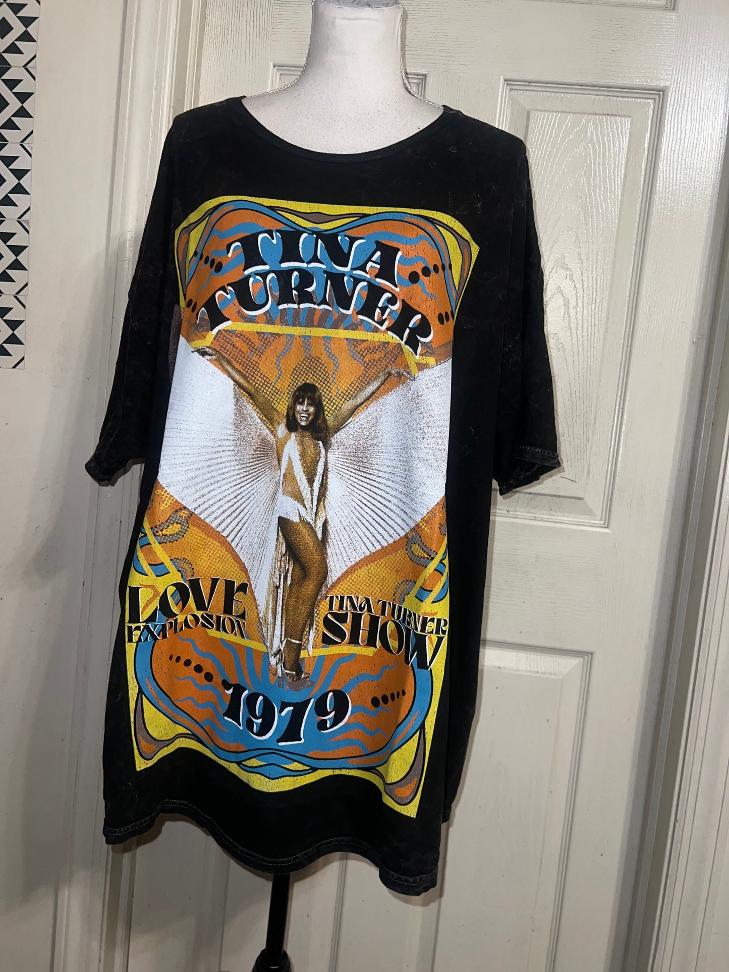 Tina Turner Oversized Distressed Tee