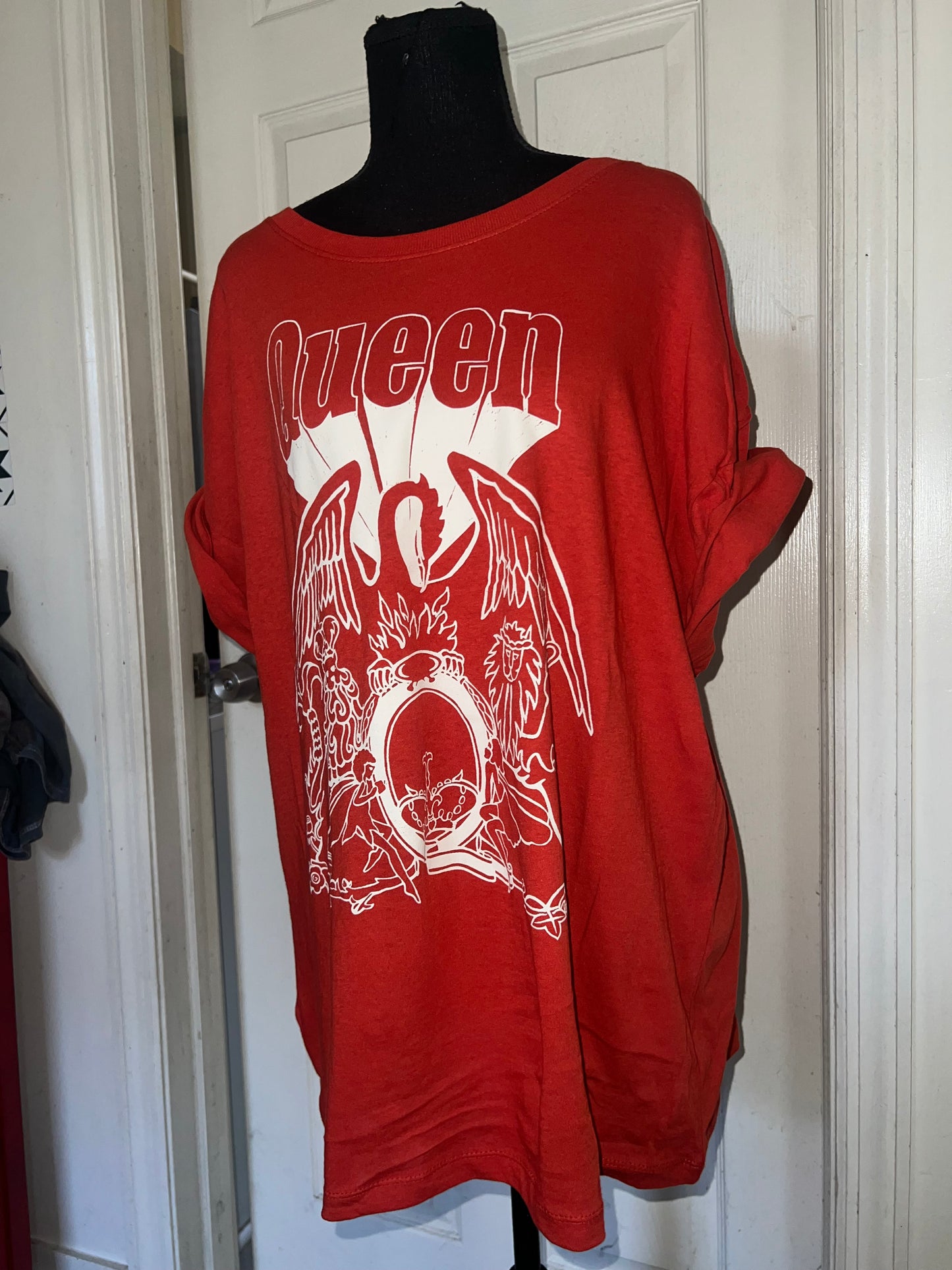 Queen Oversized Distressed Tee