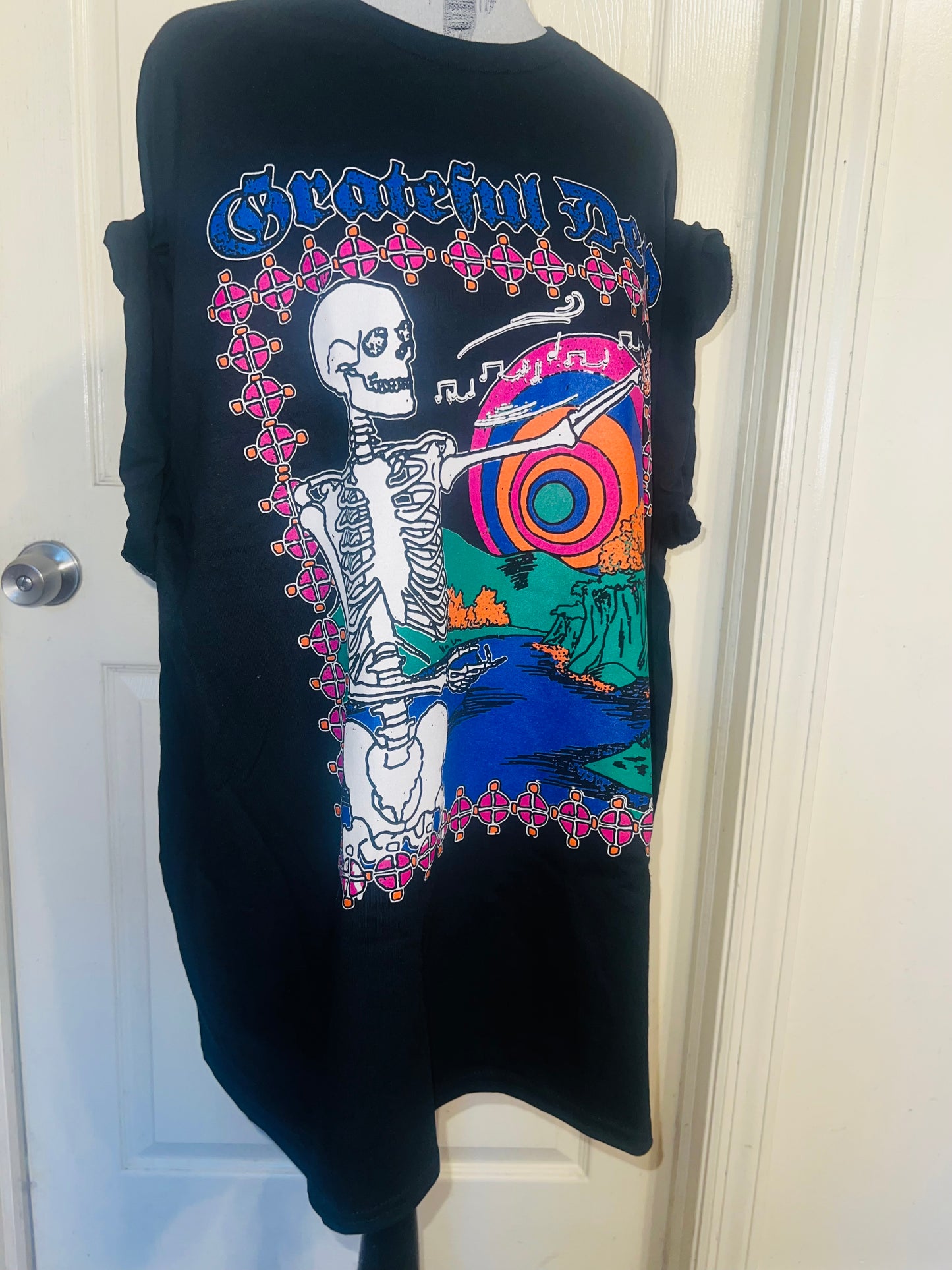Grateful Dead Oversized Distressed Tee