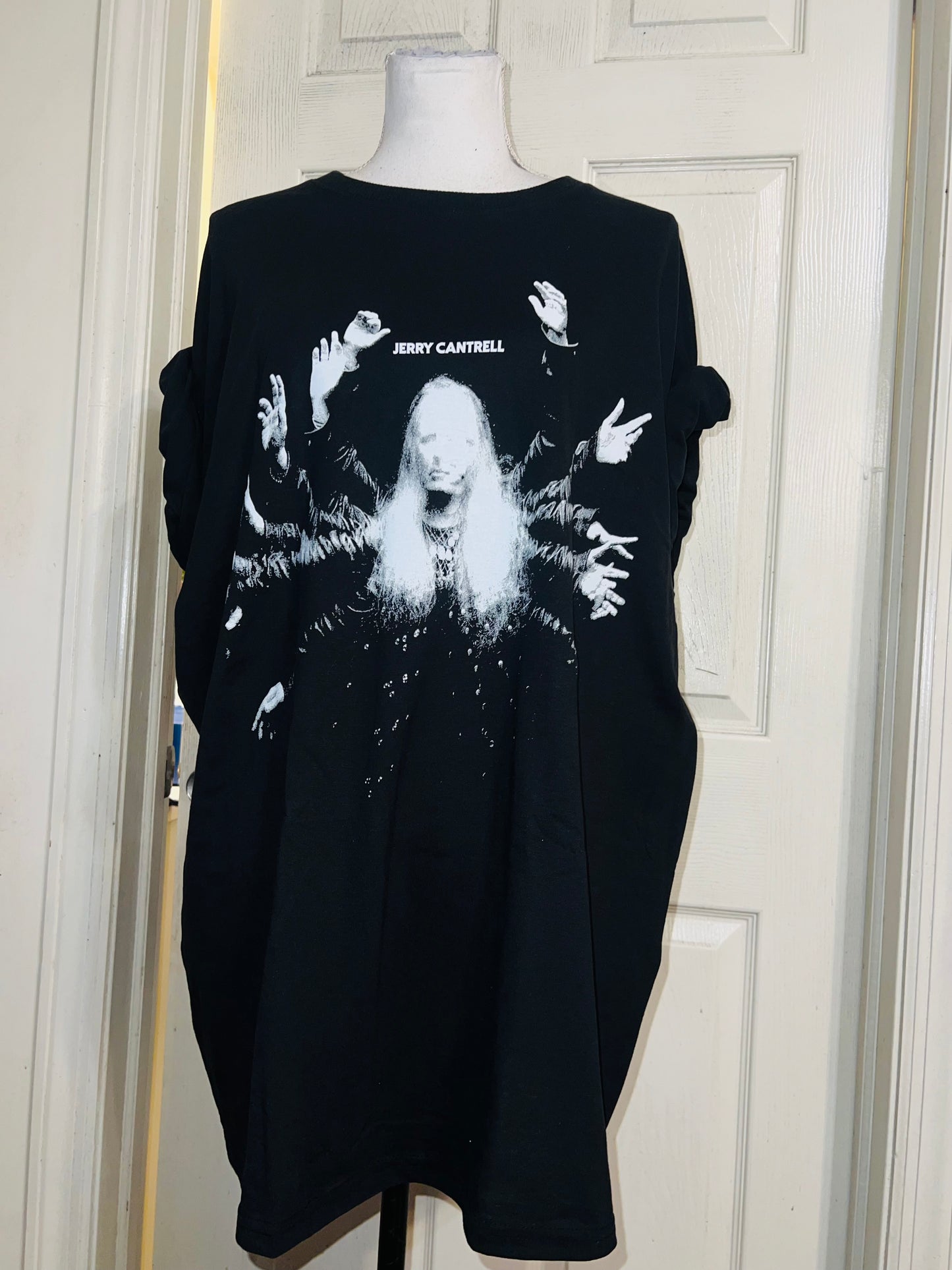 Alice in Chains’ Jerry Cantrell Oversized Distressed Tee