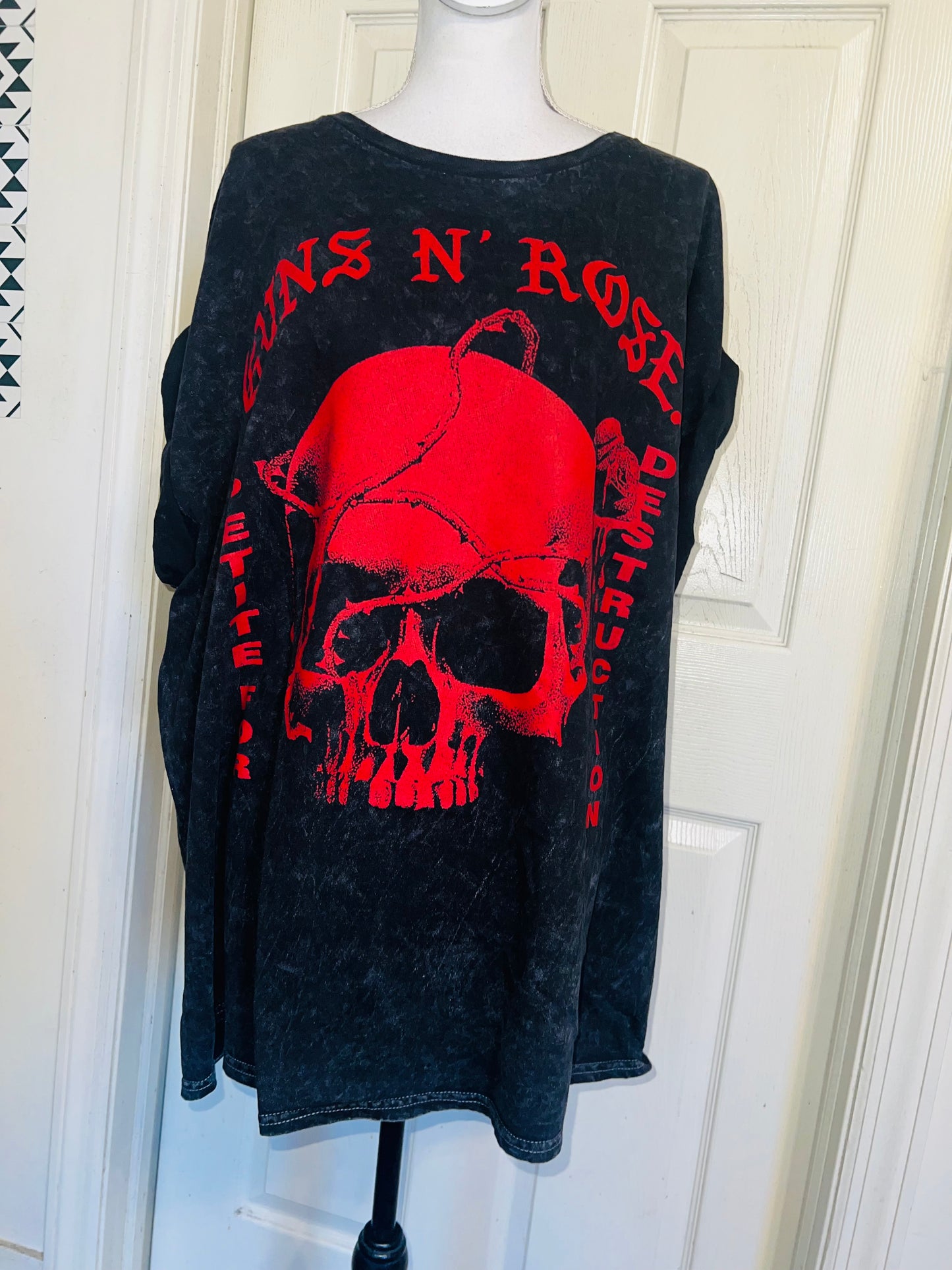 Guns N’ Roses Oversized Distressed Tee