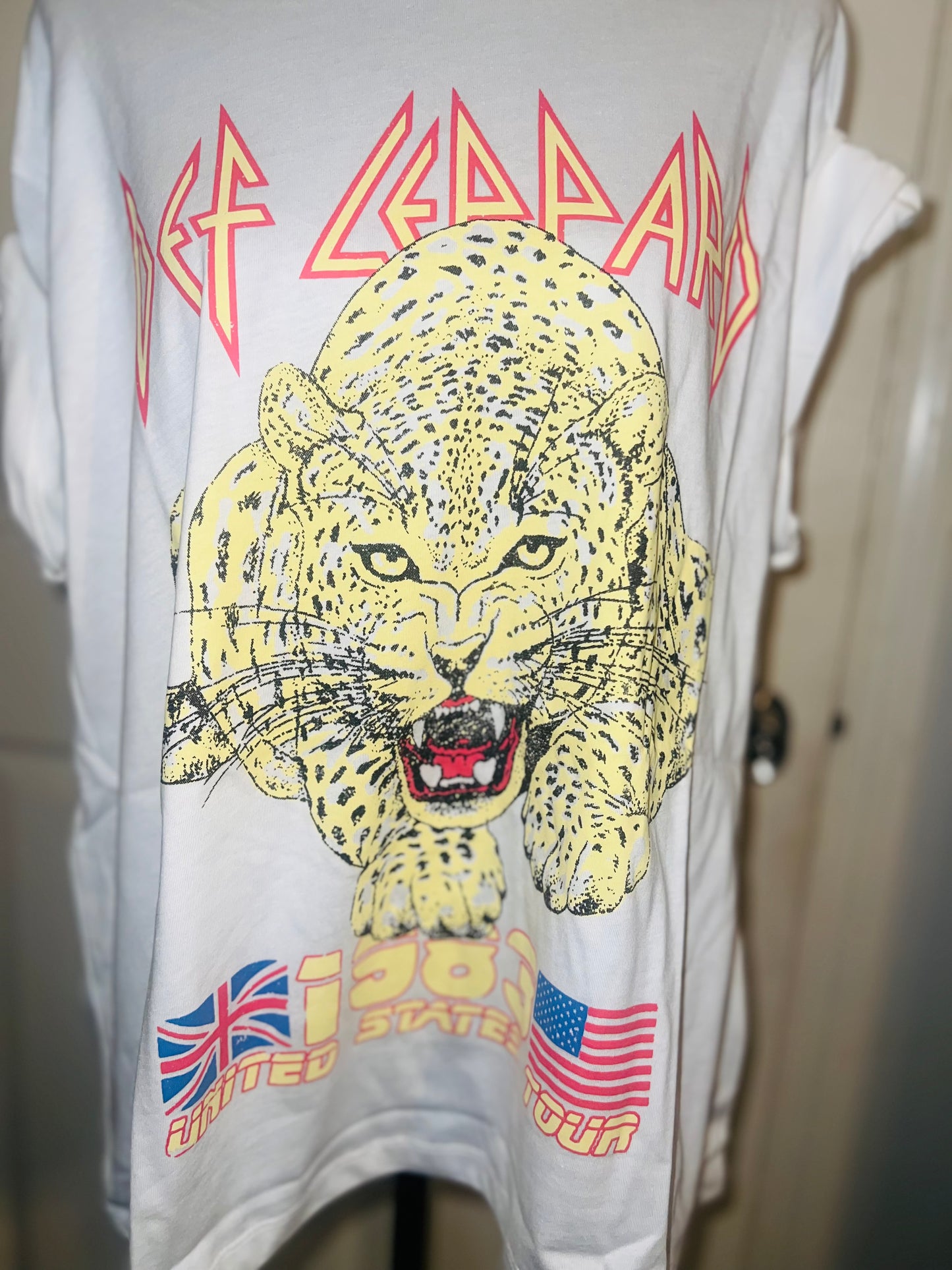 Def Leppard Oversized Distressed Tee