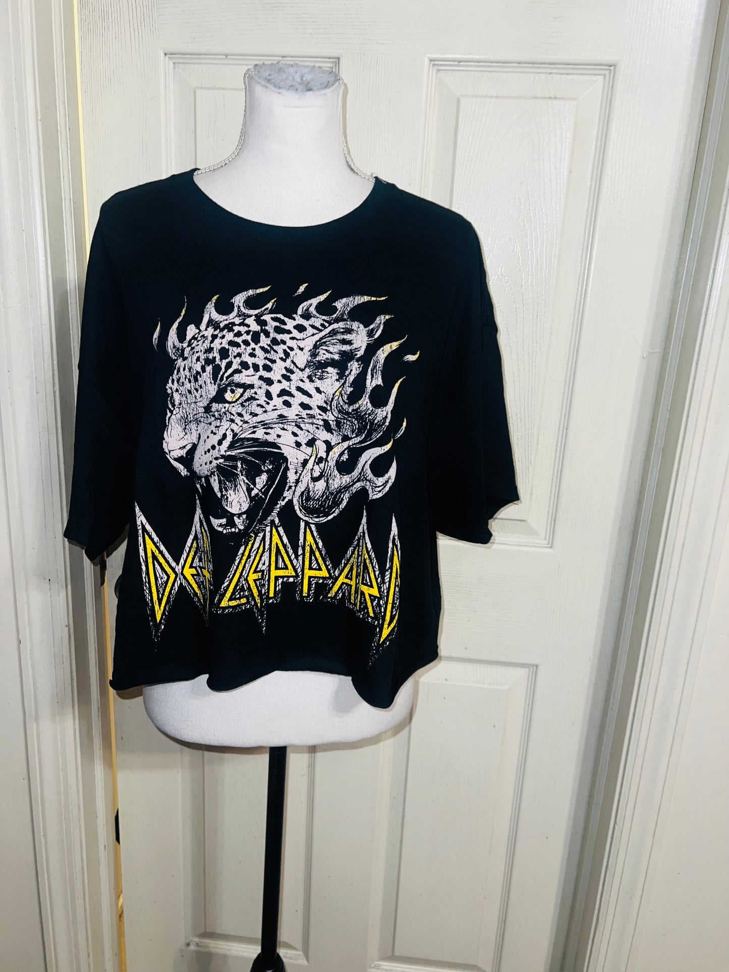 Def Leppard Oversized Distressed Tee