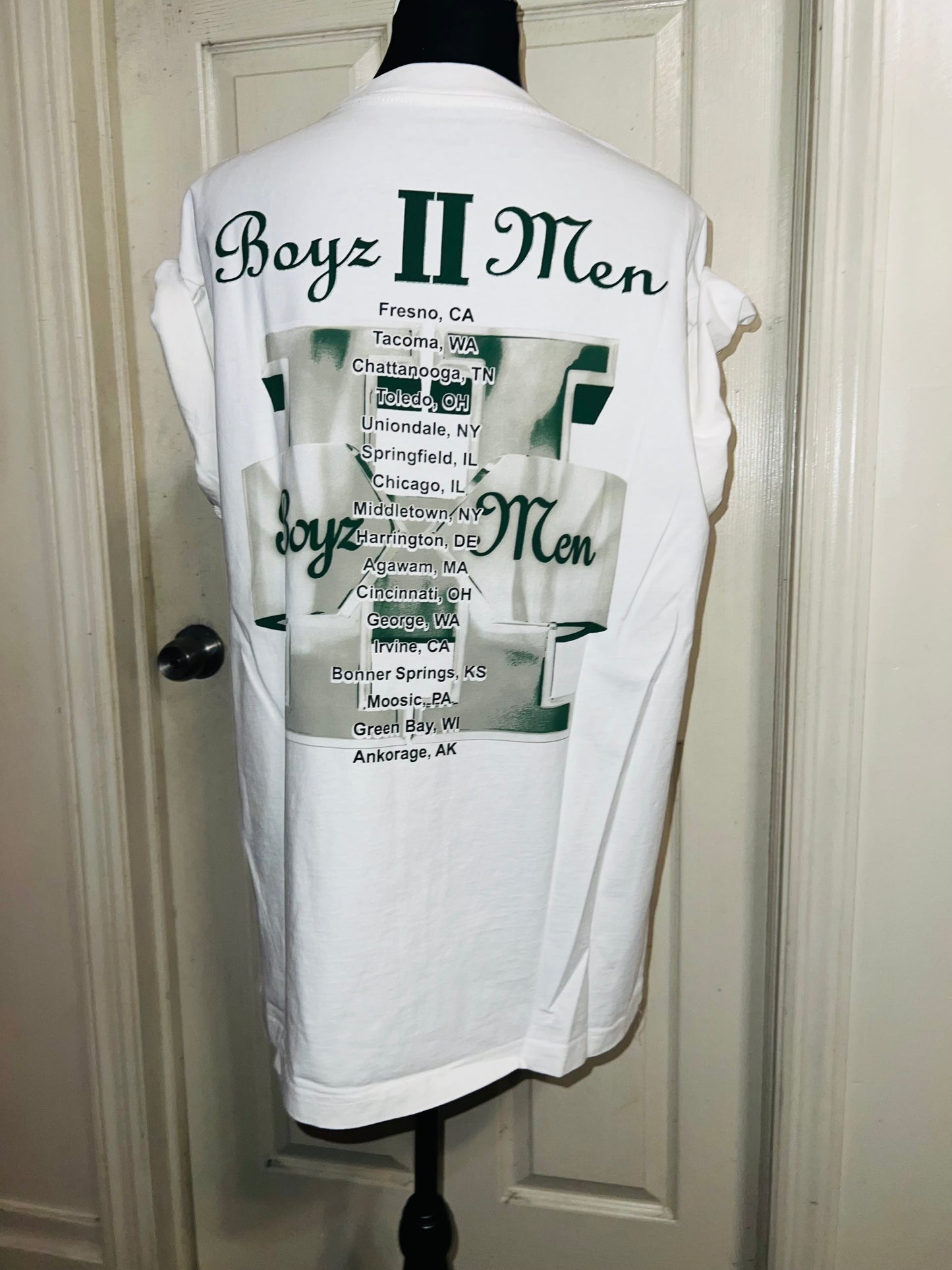 Boyz II Men Double Sided Oversized Distressed Tee