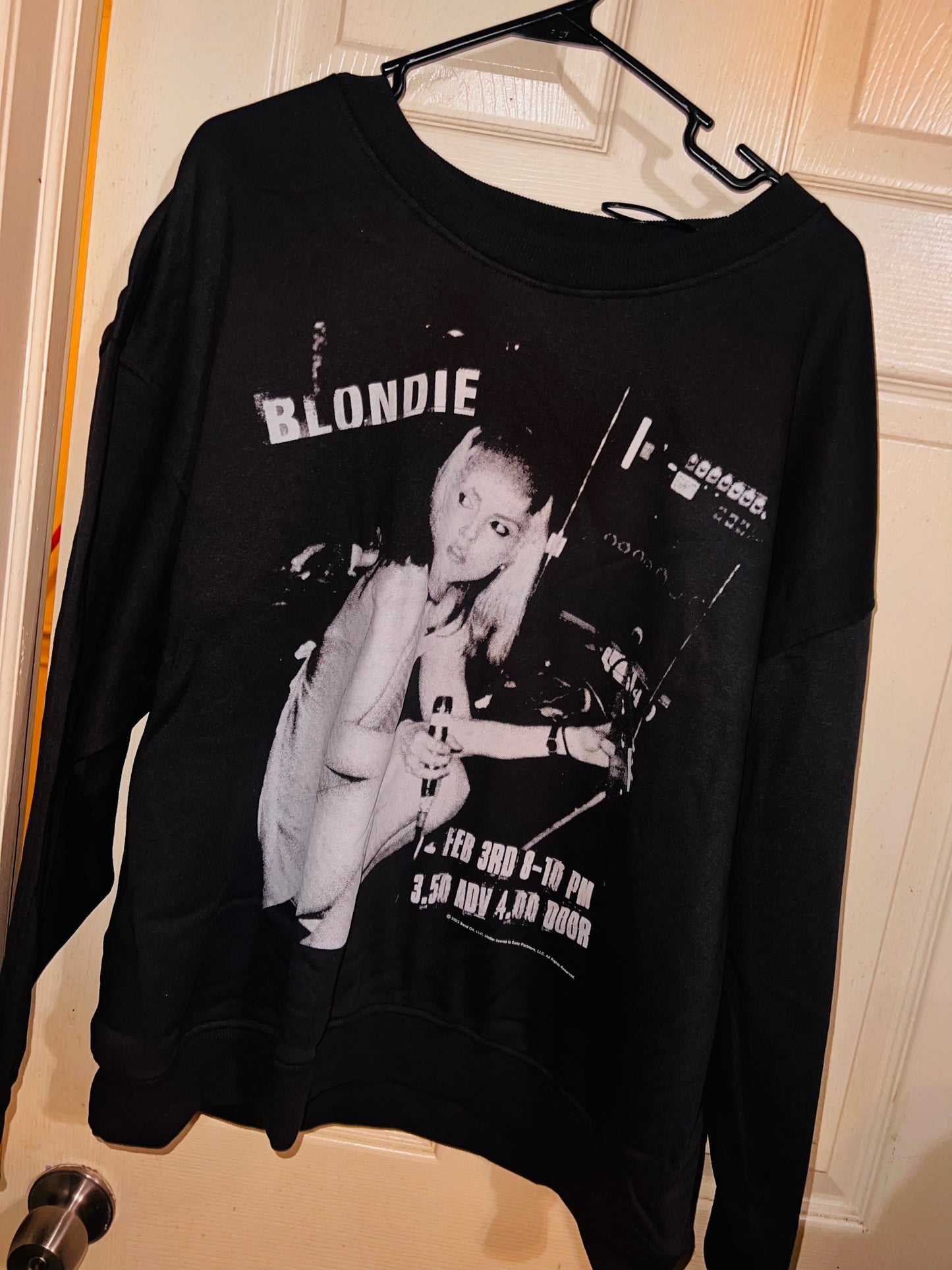 Blondie Oversized Distressed Sweatshirt