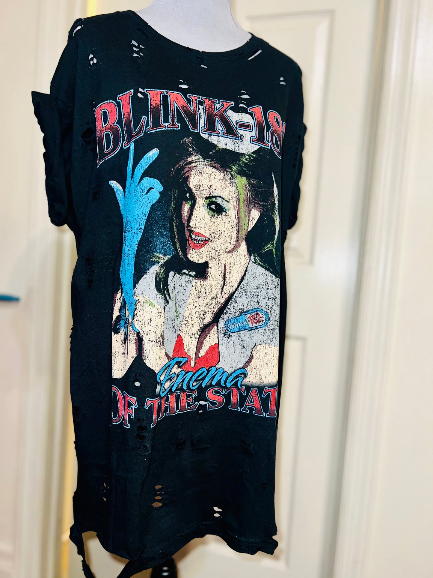 Blink 182 Oversized Distressed Tee