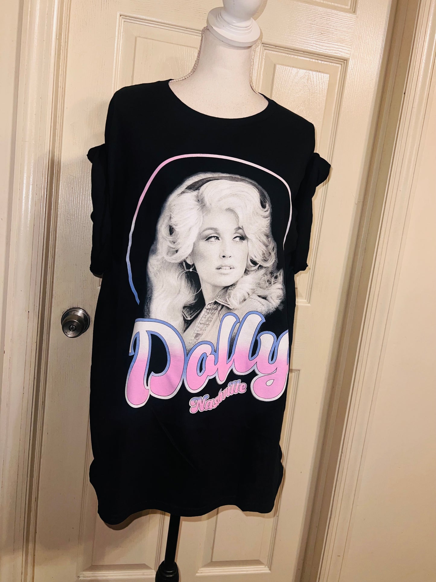 Dolly Parton Oversized Distressed Tee