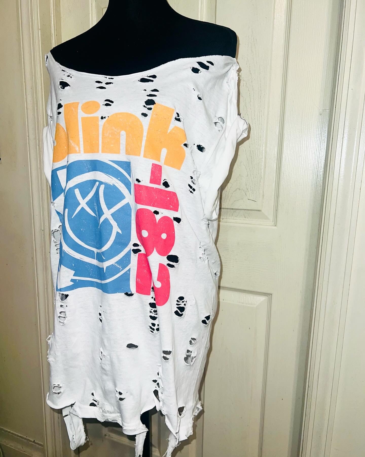 Blink 182 Oversized Distressed Tee