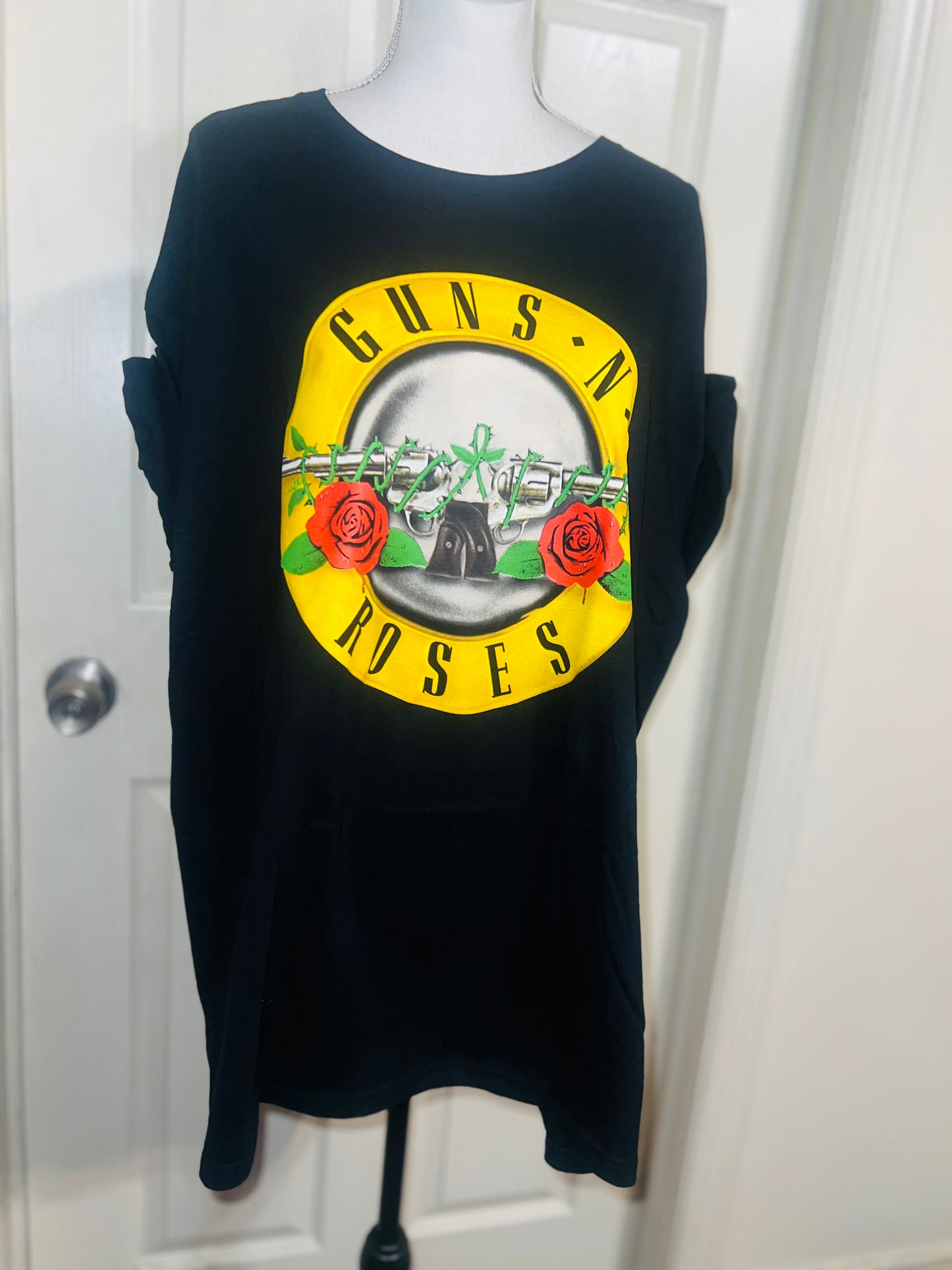 Guns n Roses Oversized Distressed Tee