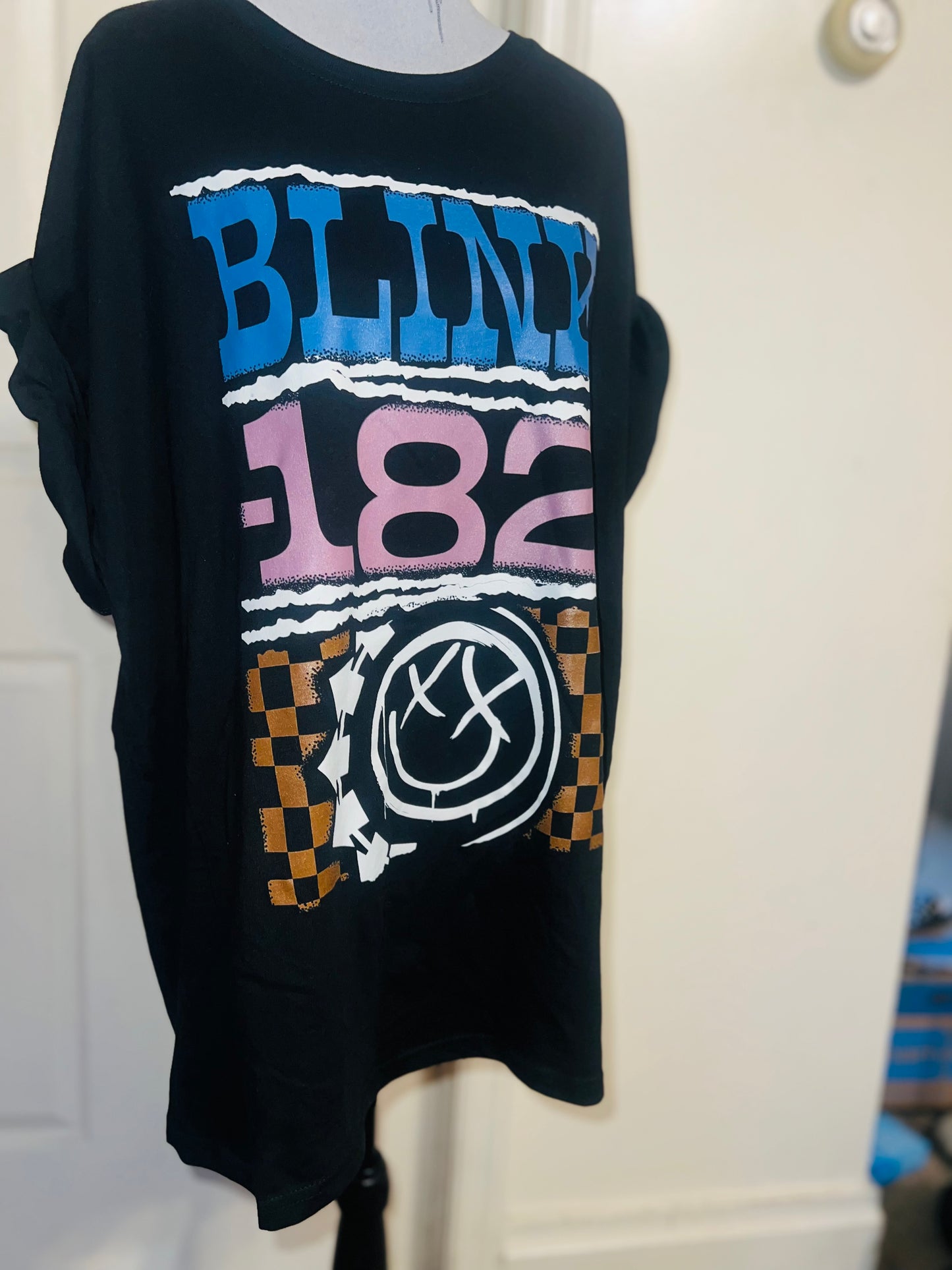 Blink 182 Oversized Distressed Tee