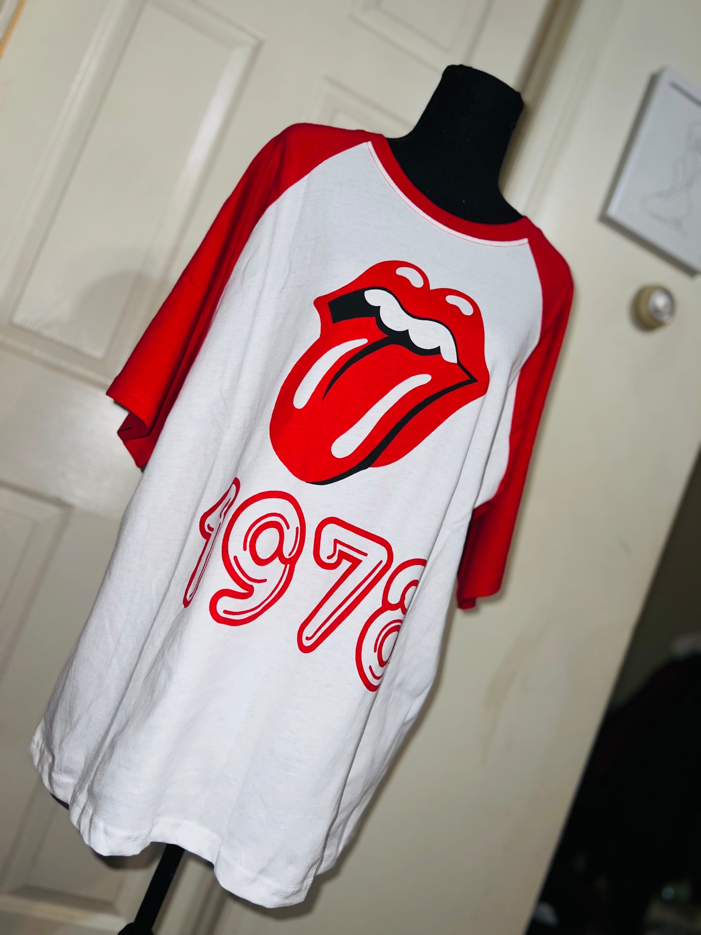 The Rolling Stones Raglan Oversized Distresed Tee
