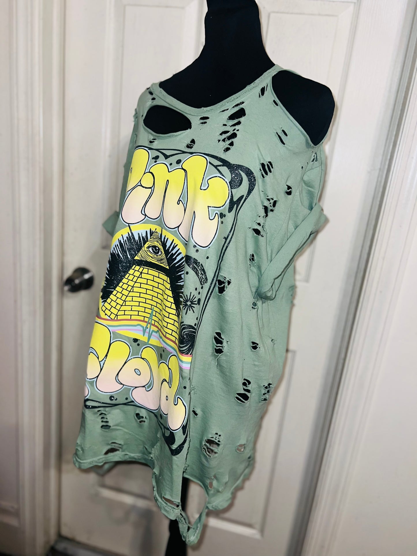 Pink Floyd Oversized Distressed Tee