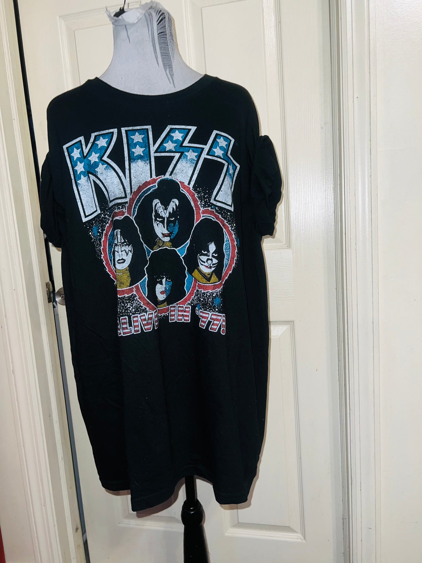 KISS Oversized Distressed Tee