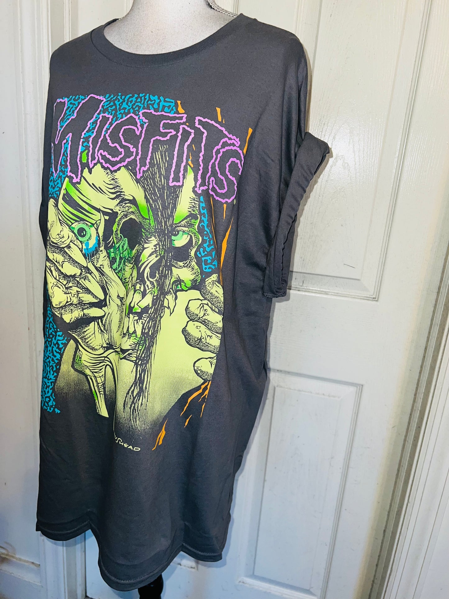 Misfits Oversized Distressed Tee
